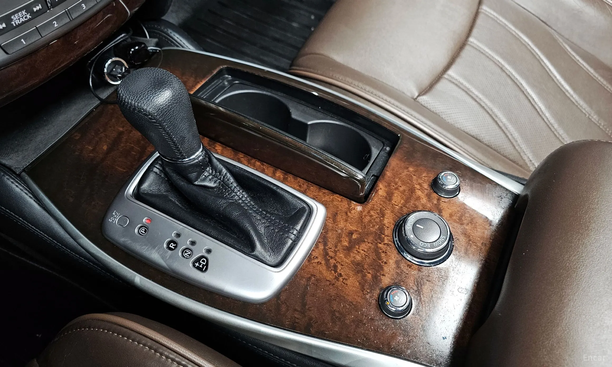 Infiniti QX60 превью 9