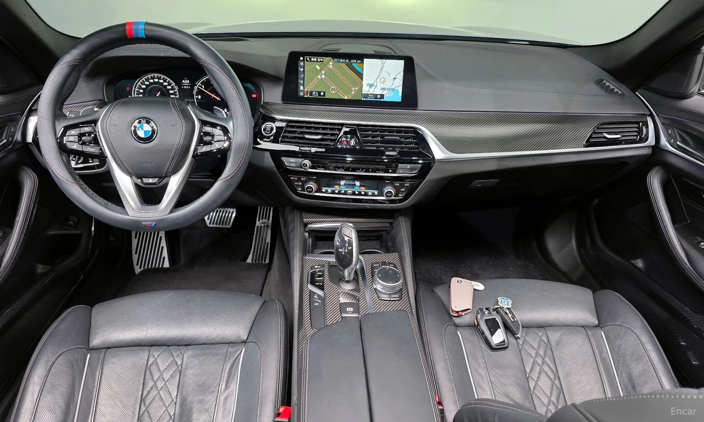 BMW 5 Series (G30) превью 7