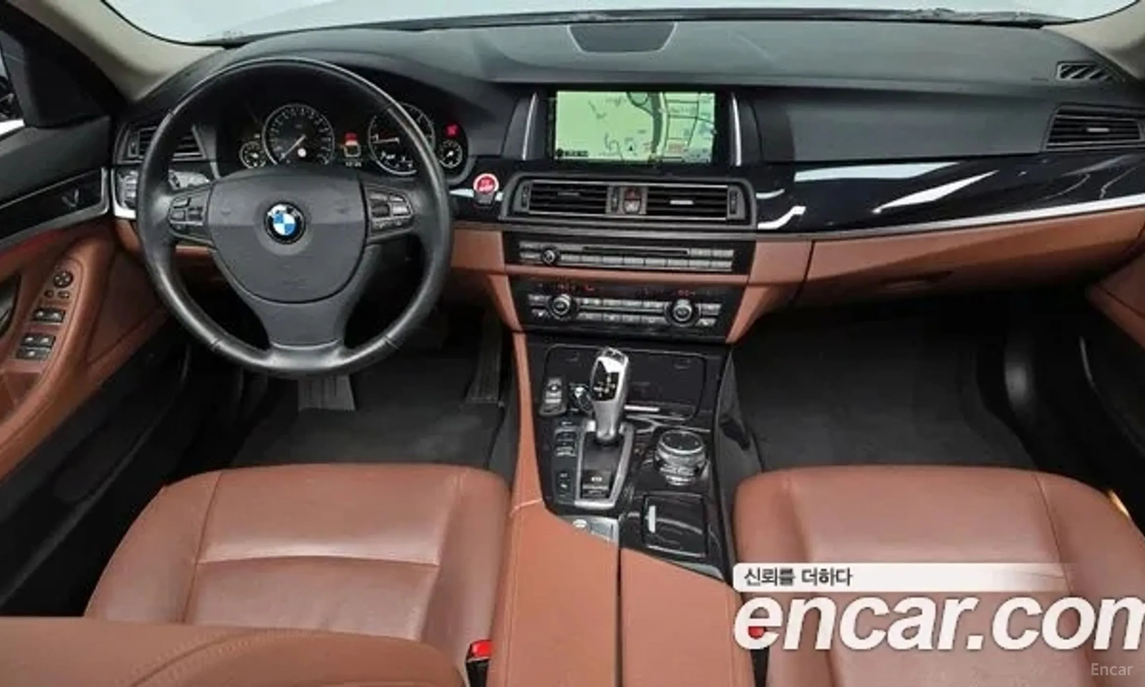 BMW 5 Series (F10) превью 7