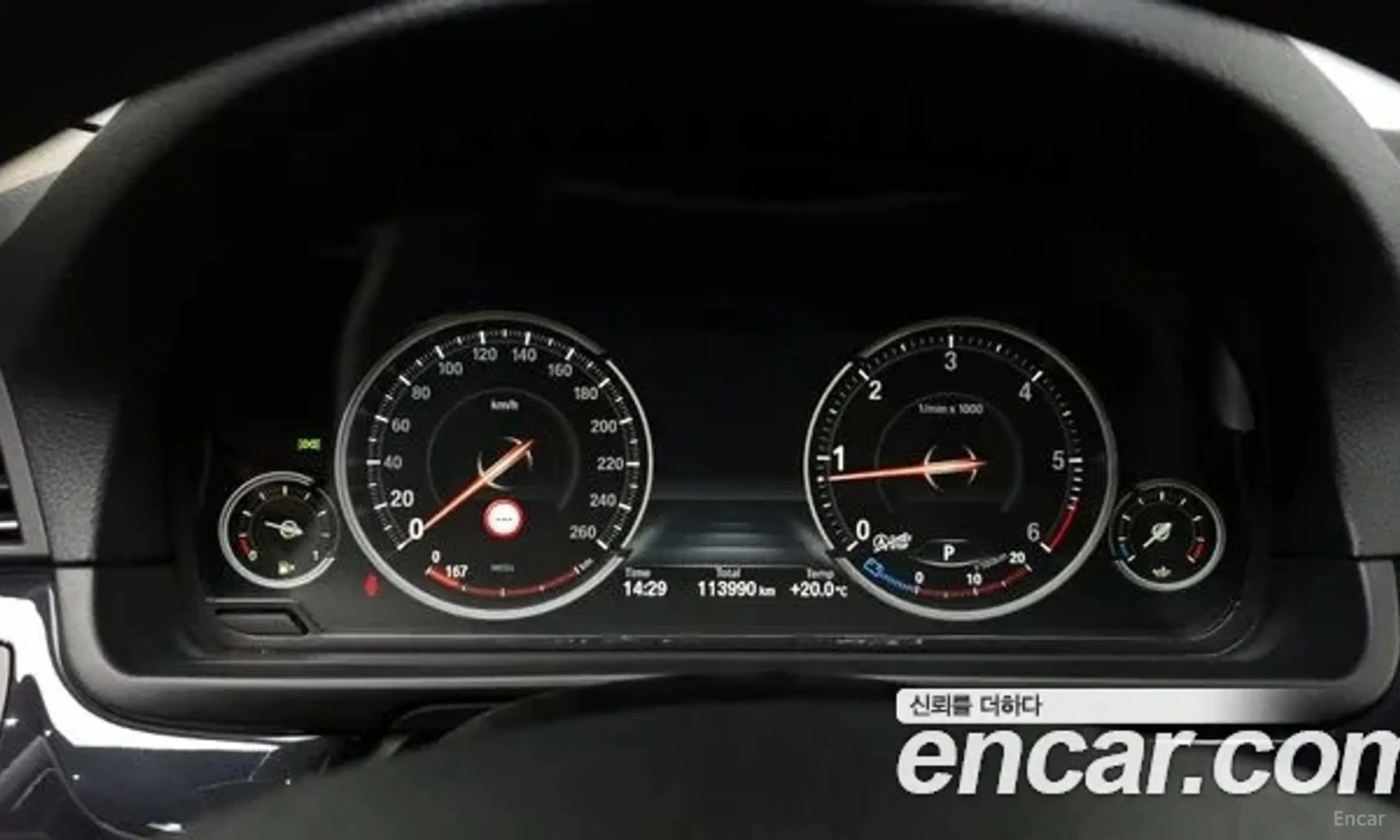 BMW 5 Series (F10) превью 8