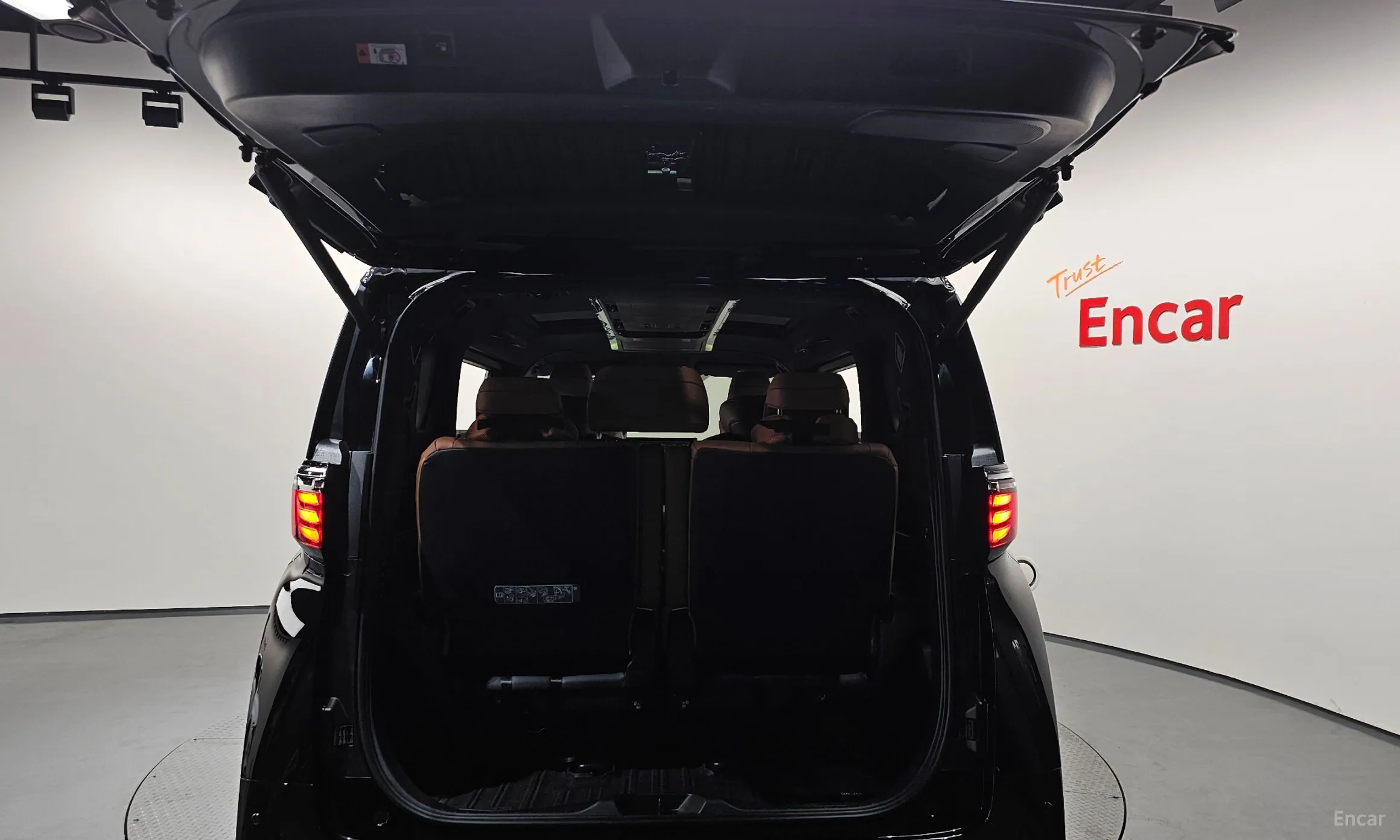 Toyota Alphard 4th Generation превью 20