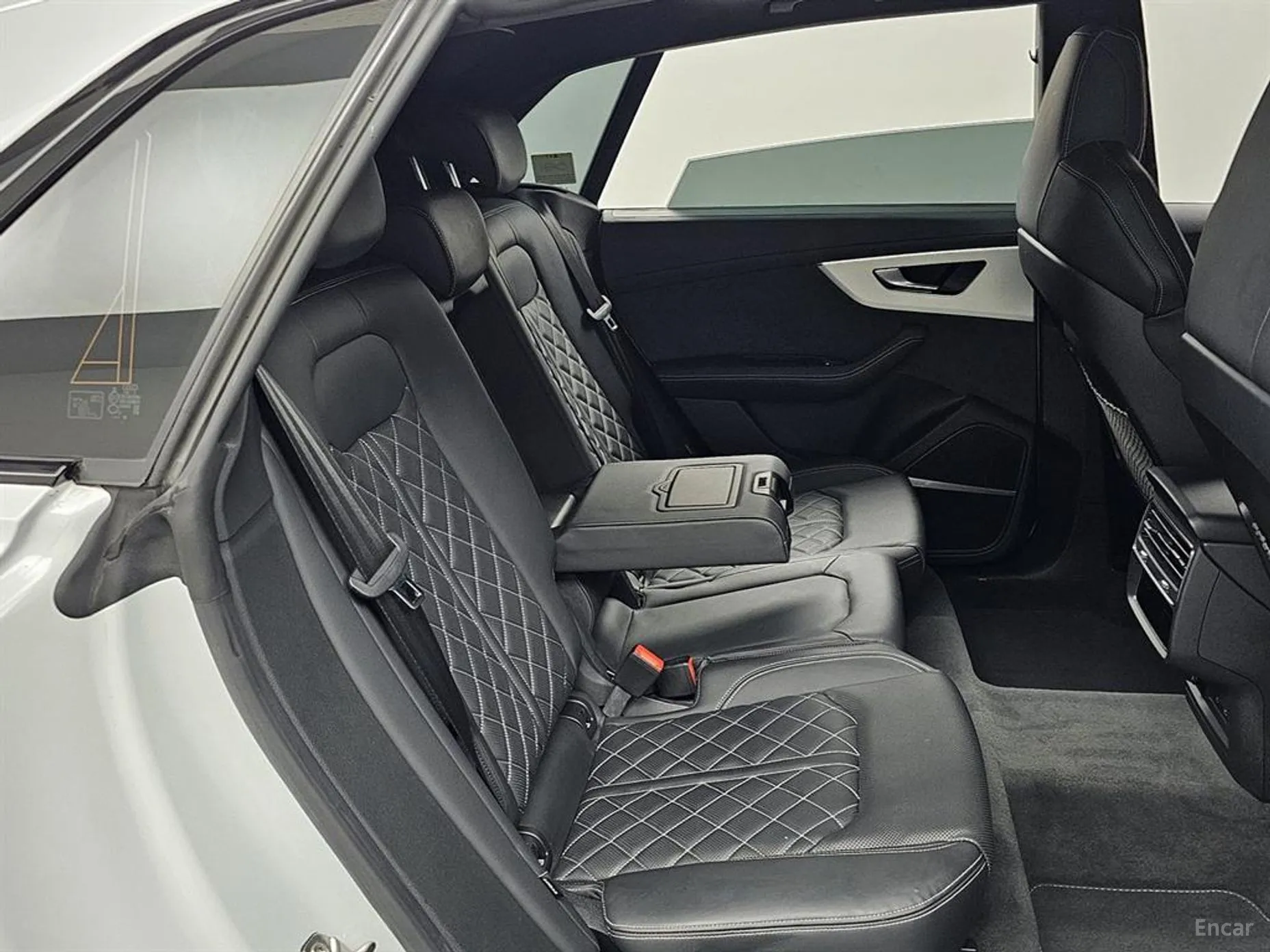 Audi Q8 (4M) превью 12