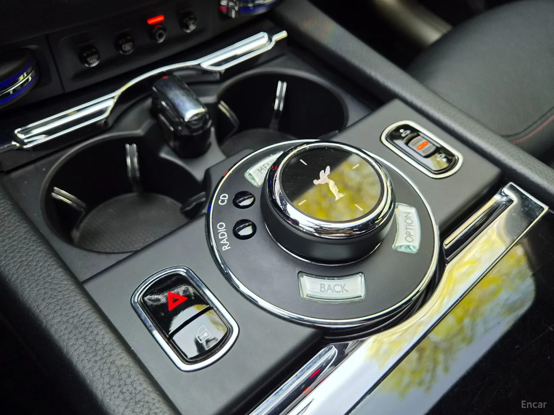 Rolls-Royce Ghost превью 15