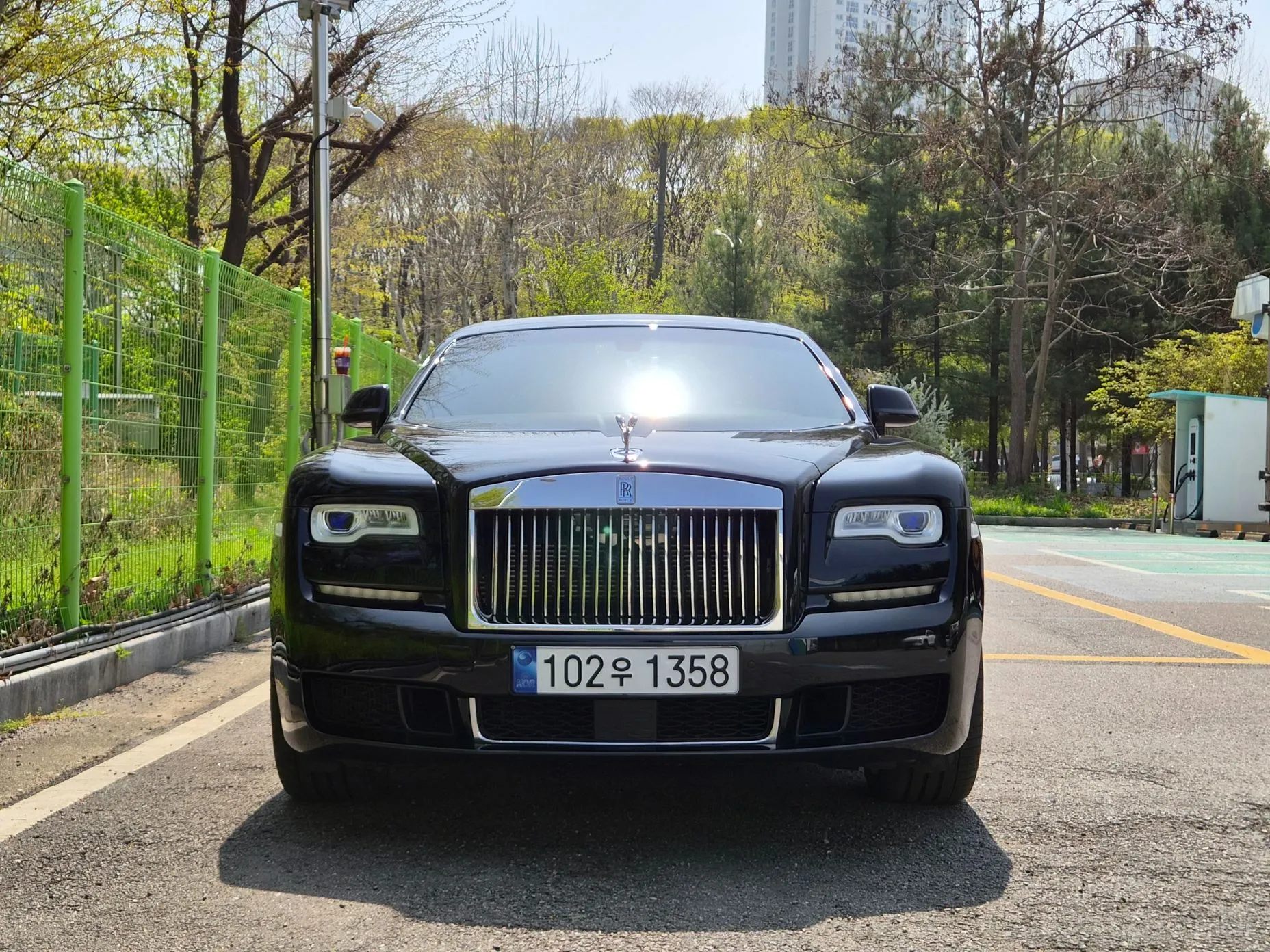 Rolls-Royce Ghost превью 3