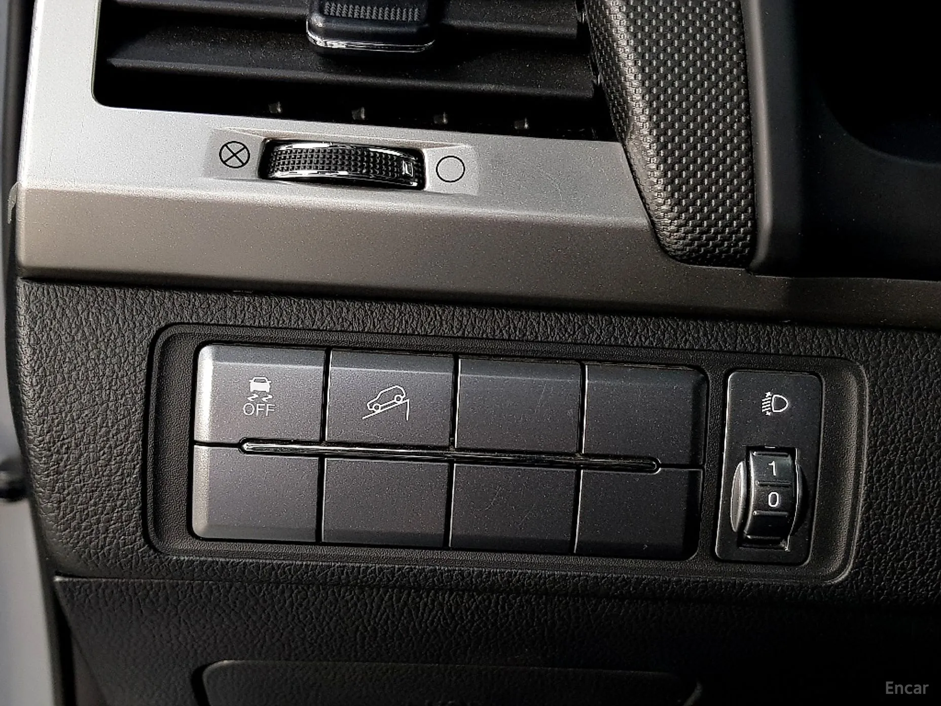 KG Mobility (SsangYong) Rexton Sports превью 11