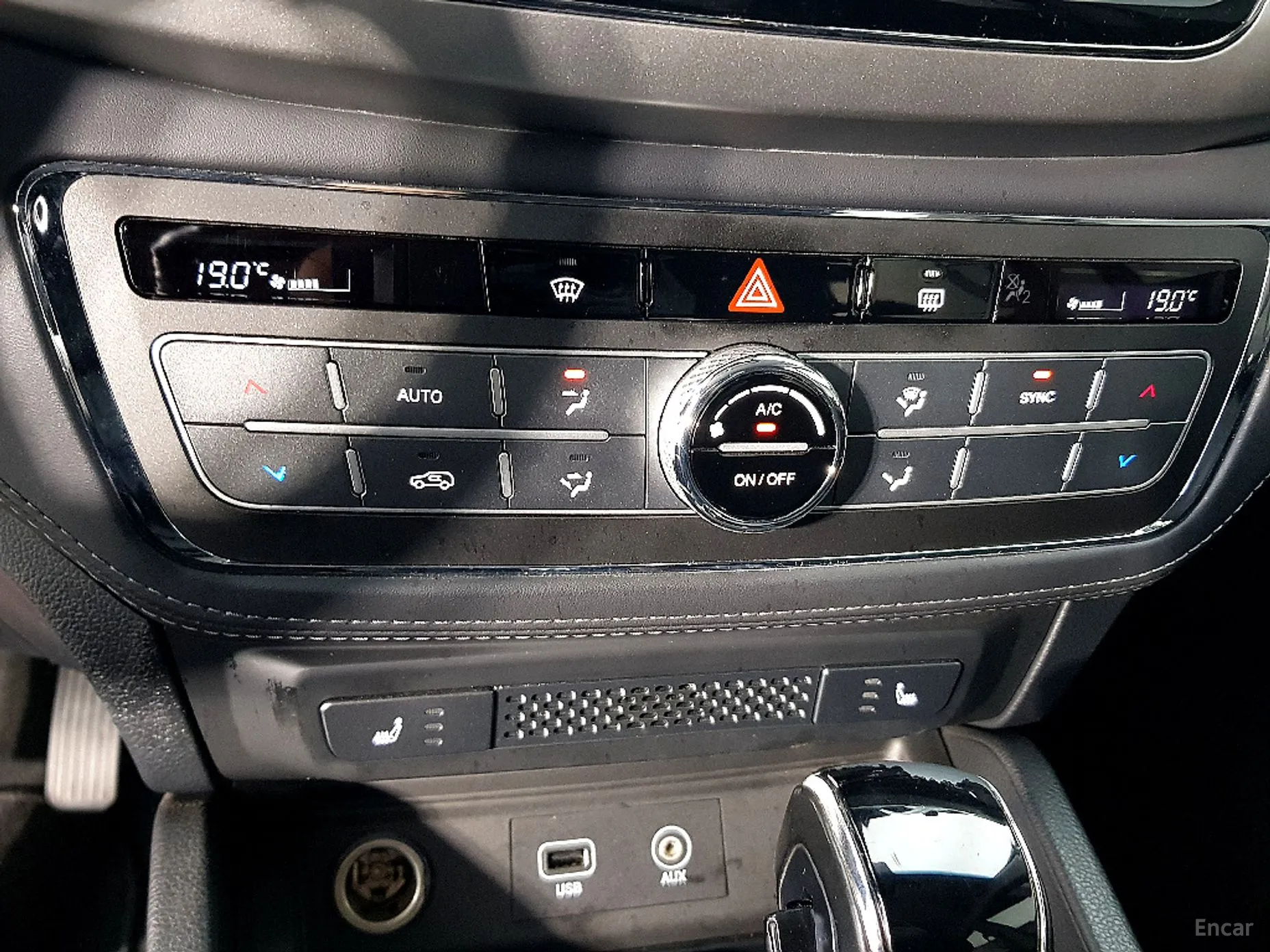 KG Mobility (SsangYong) Rexton Sports превью 12