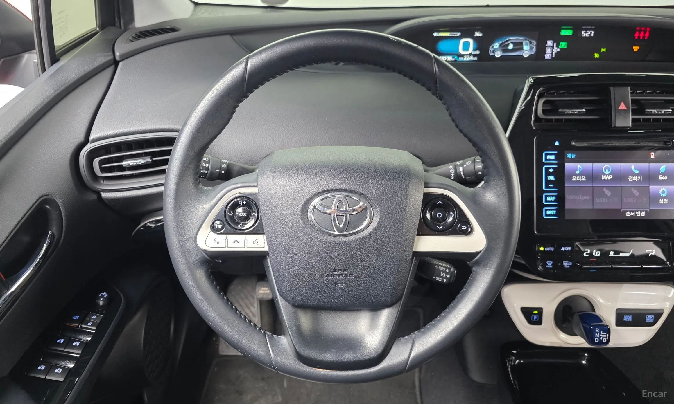 Toyota Prius 4th Generation превью 13