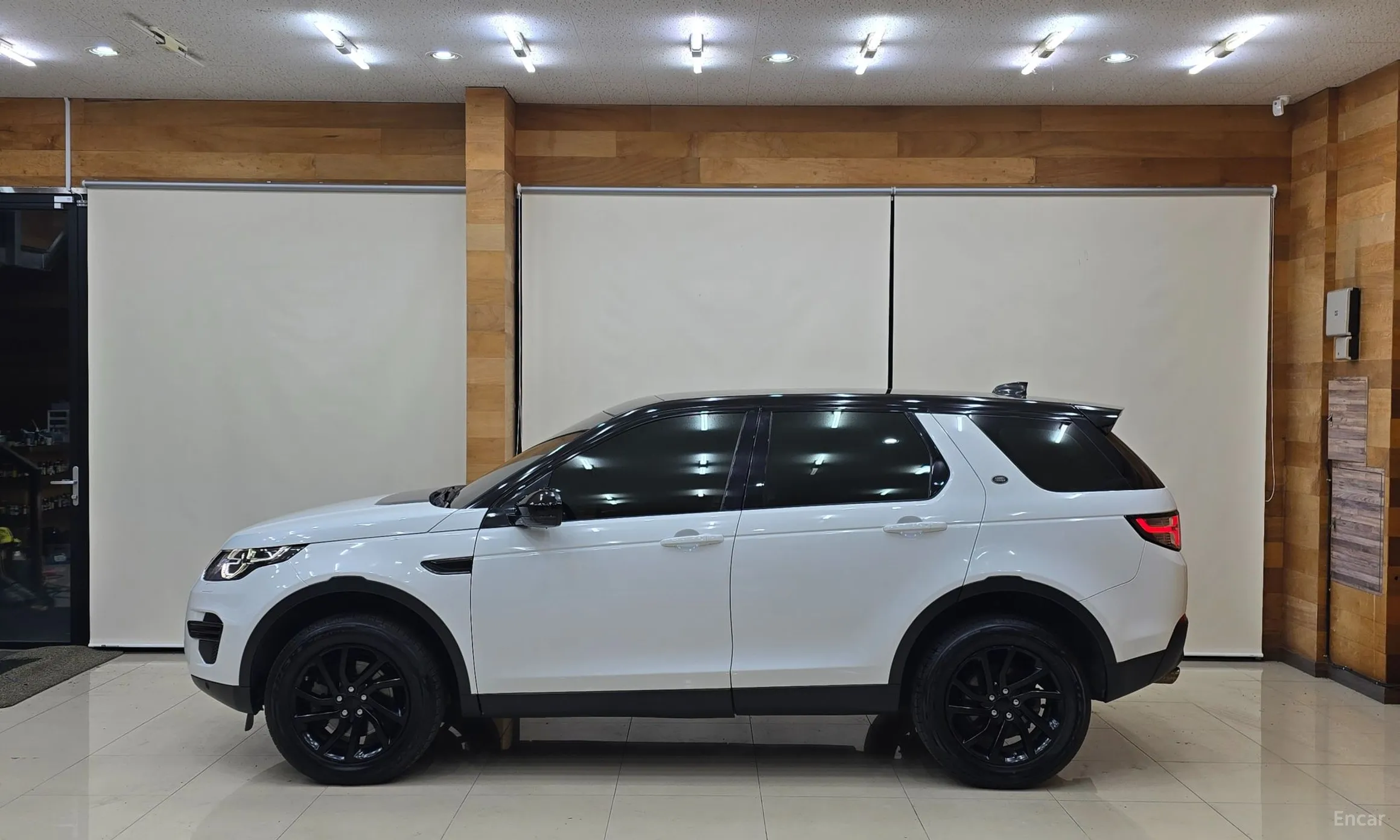 Land Rover Discovery Sports превью 5