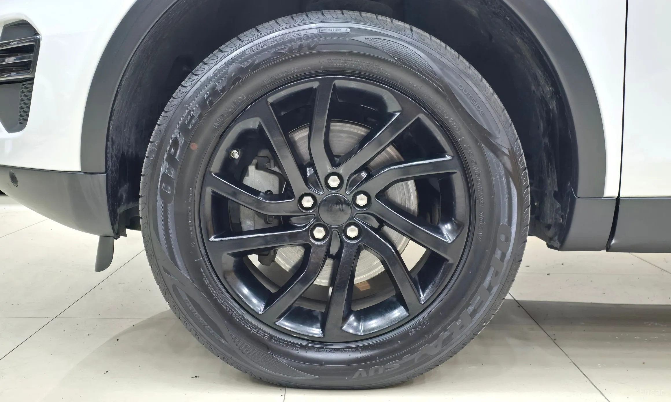 Land Rover Discovery Sports превью 6
