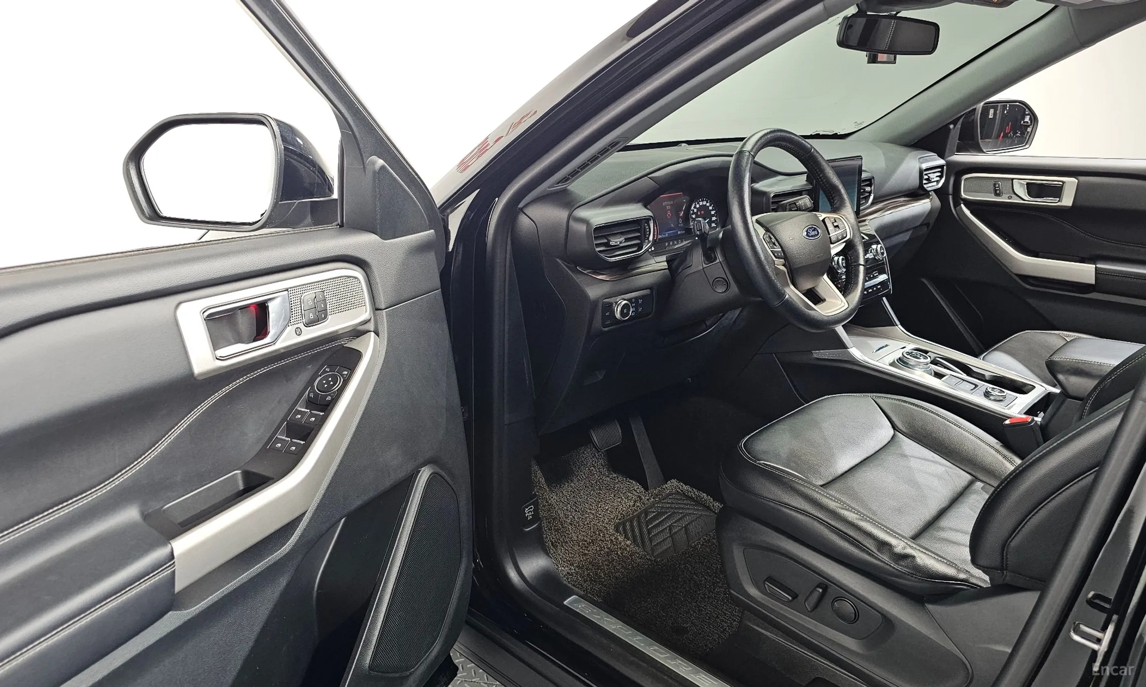 Ford Explorer 6th Generation превью 10