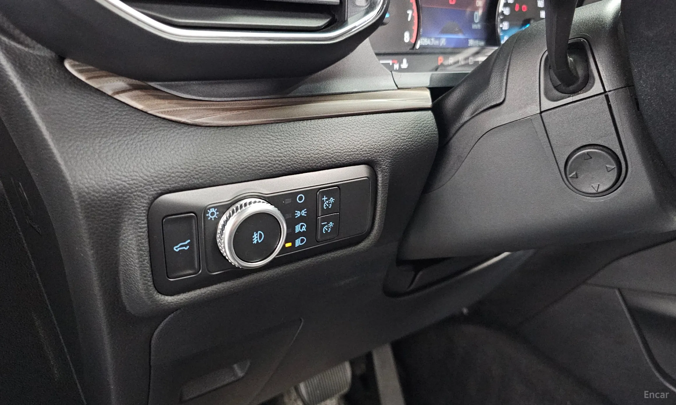Ford Explorer 6th Generation превью 13