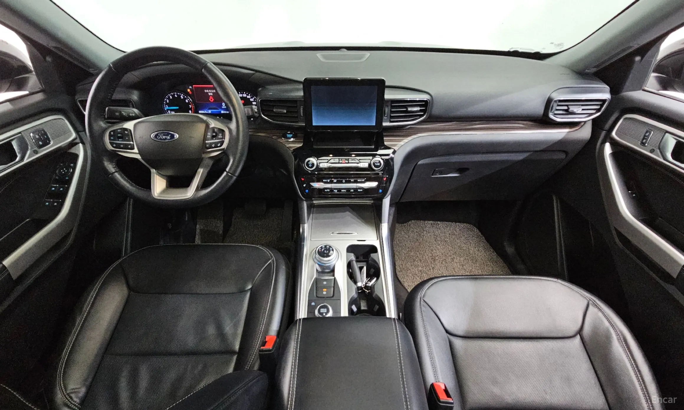 Ford Explorer 6th Generation превью 7