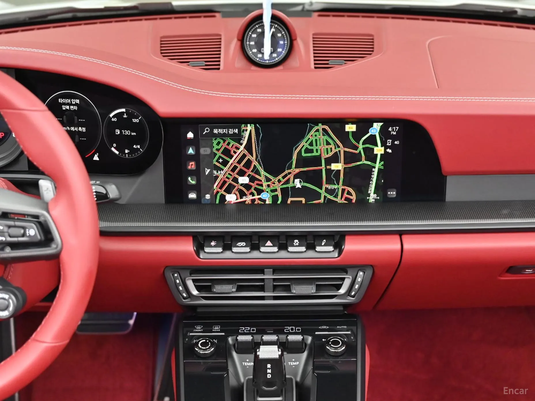 Porsche 911 (992) превью 14