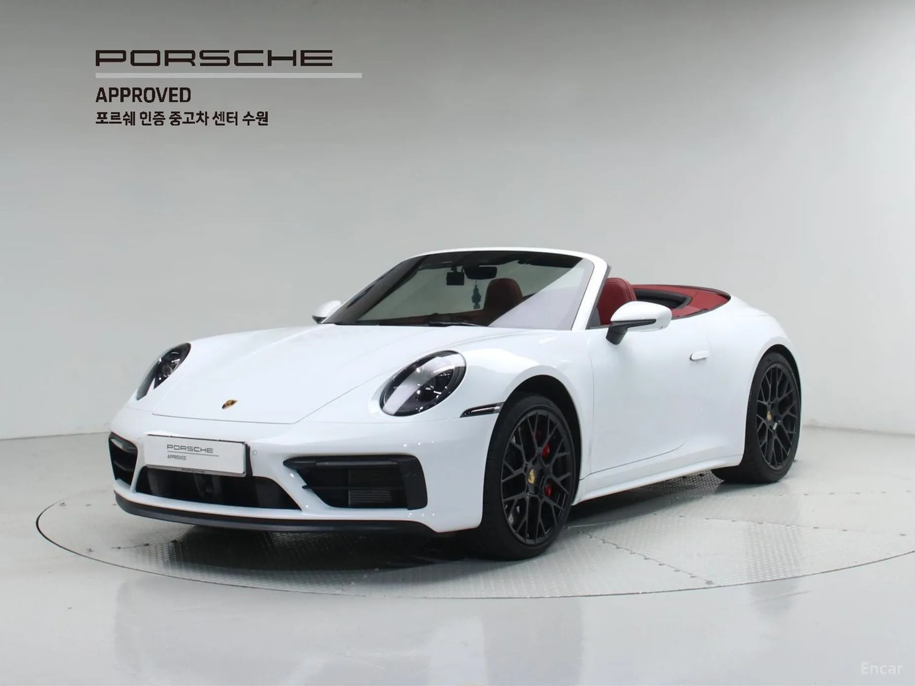 Porsche 911 (992) превью 20