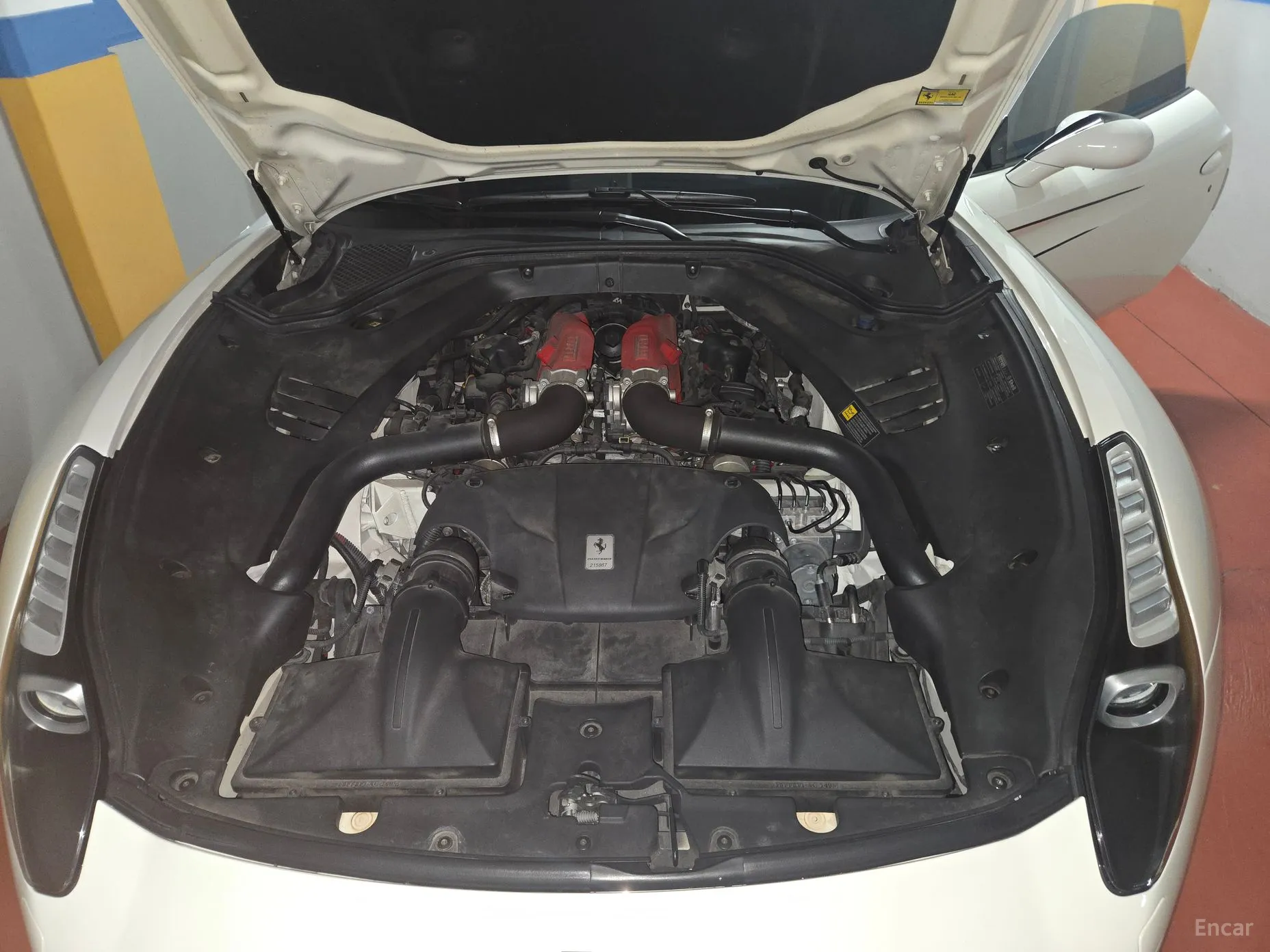 Ferrari California превью 5