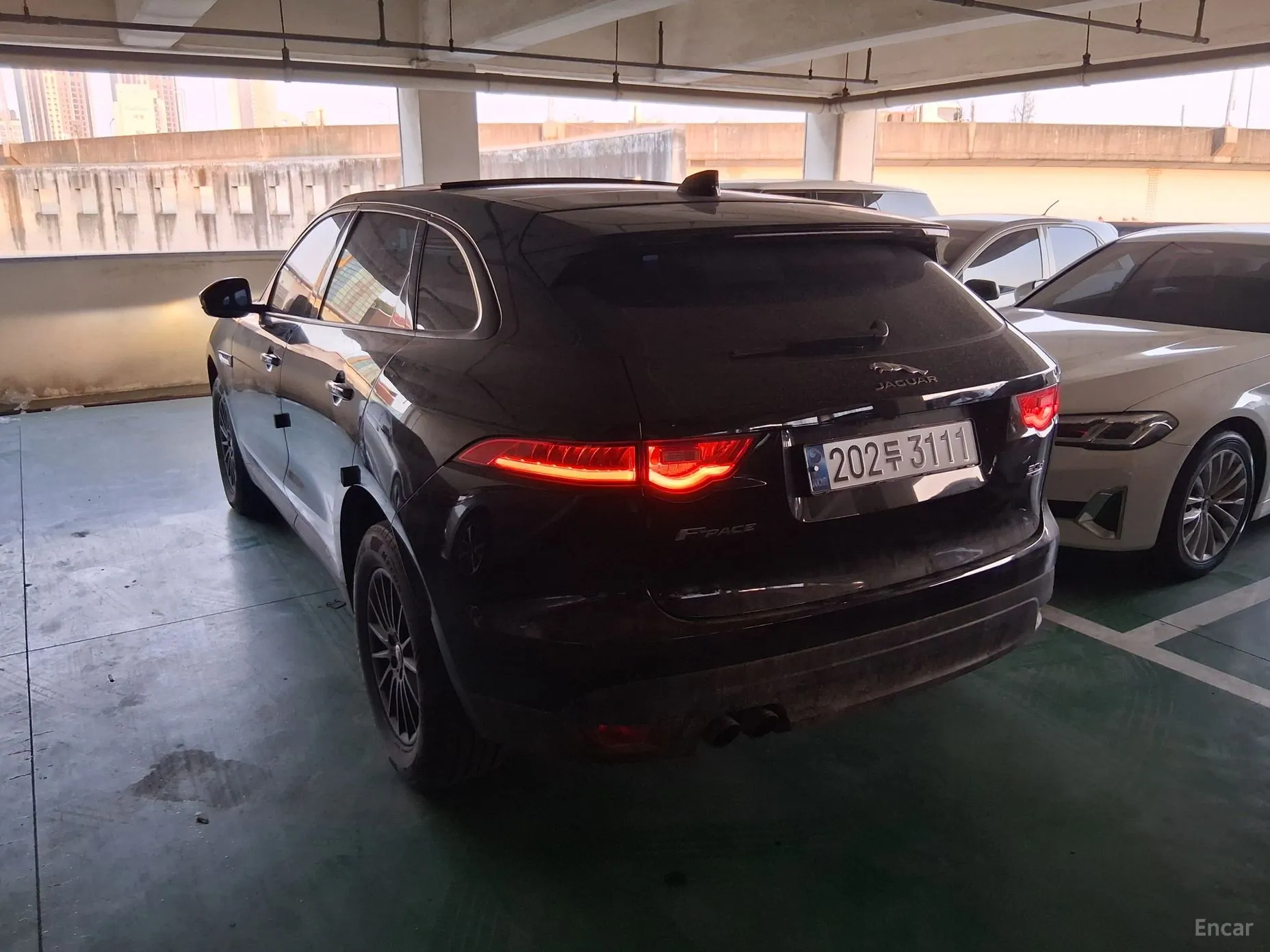 Jaguar F-PACE превью 4