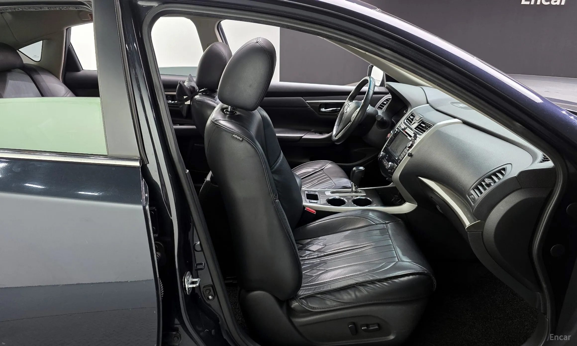 Nissan Altima превью 12