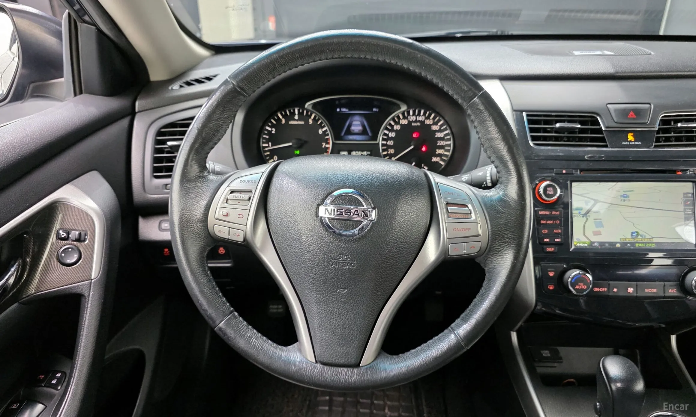 Nissan Altima превью 13