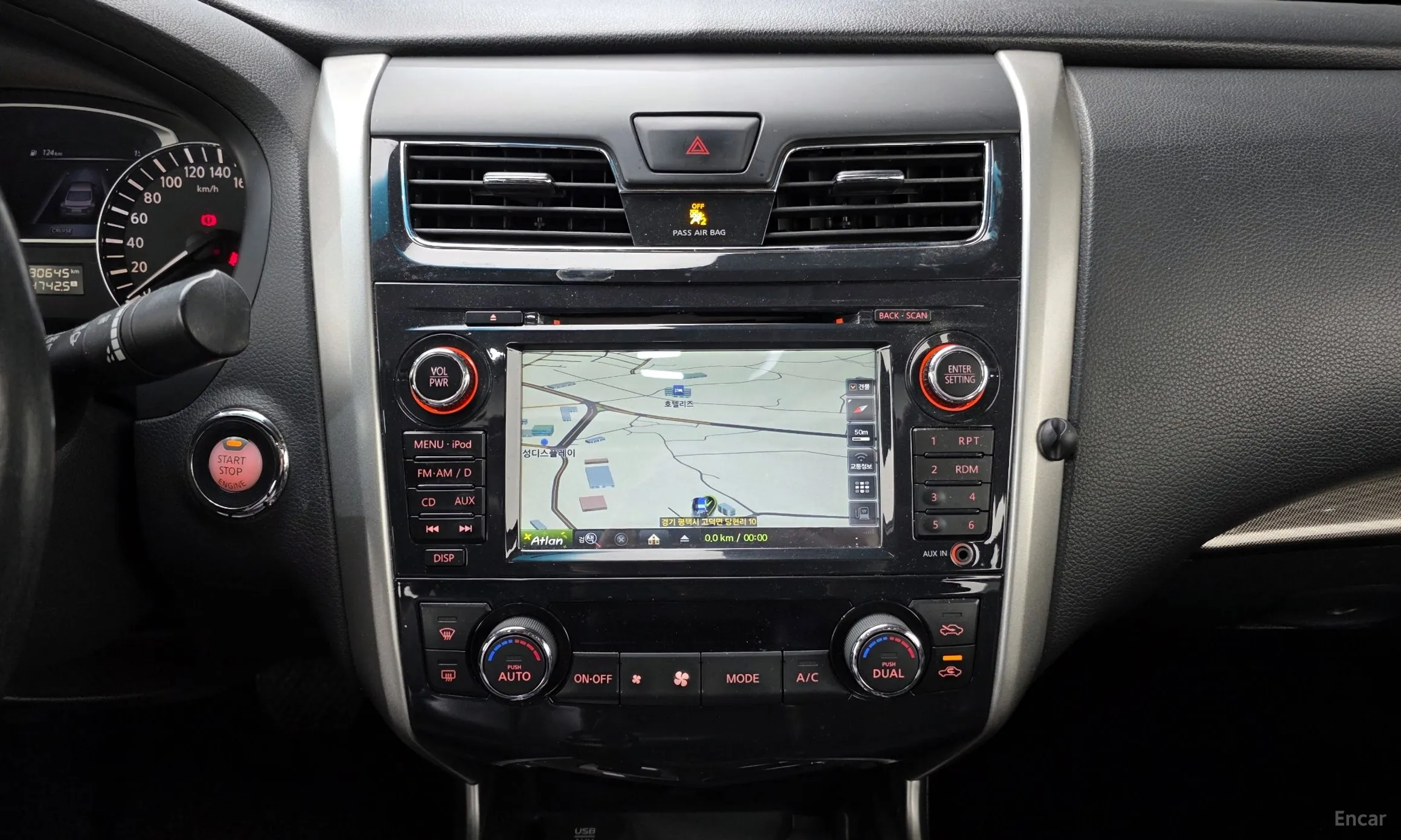 Nissan Altima превью 19