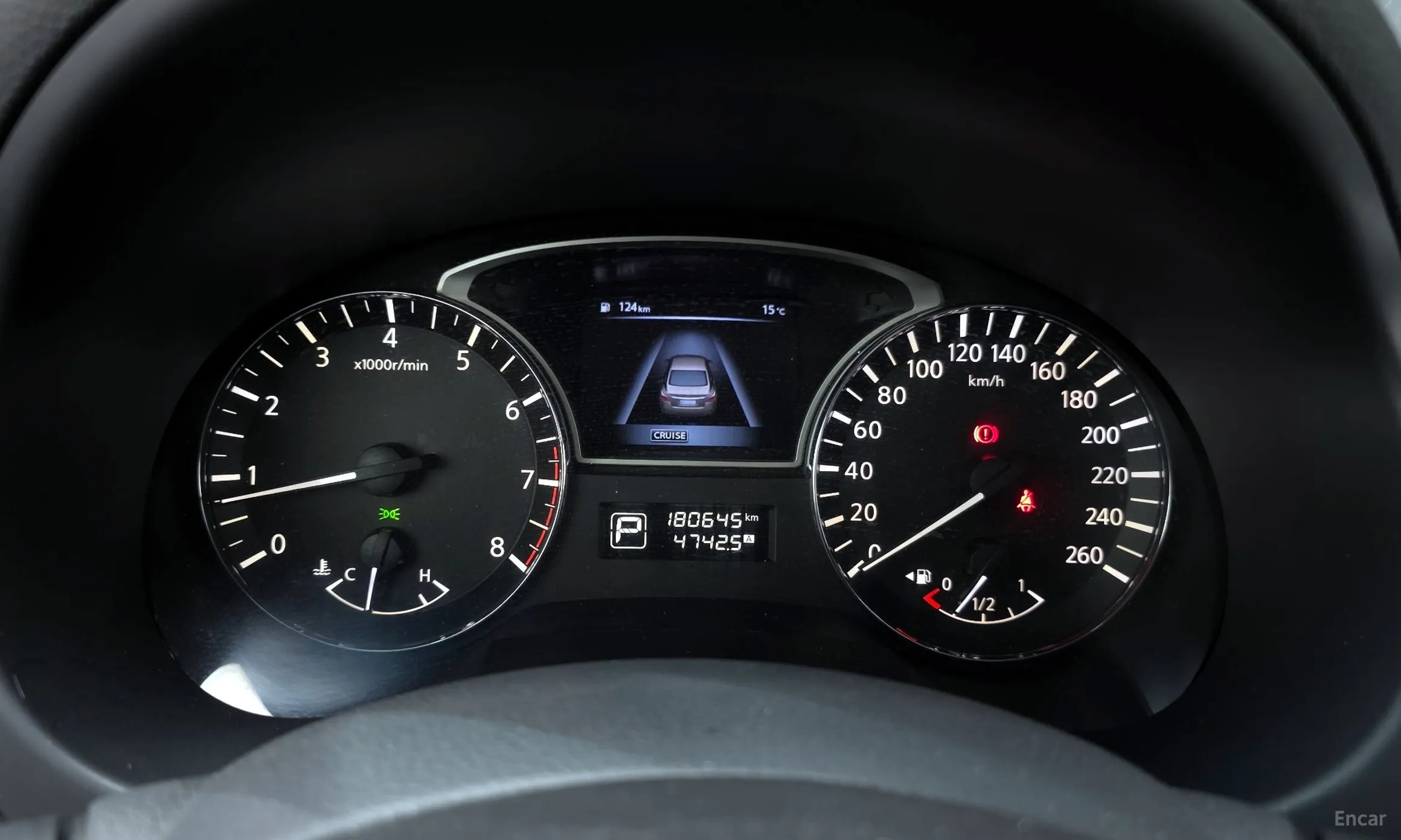 Nissan Altima превью 8