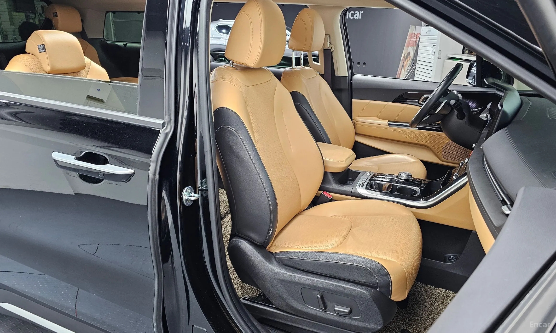Kia Carnival Gen 4 превью 12