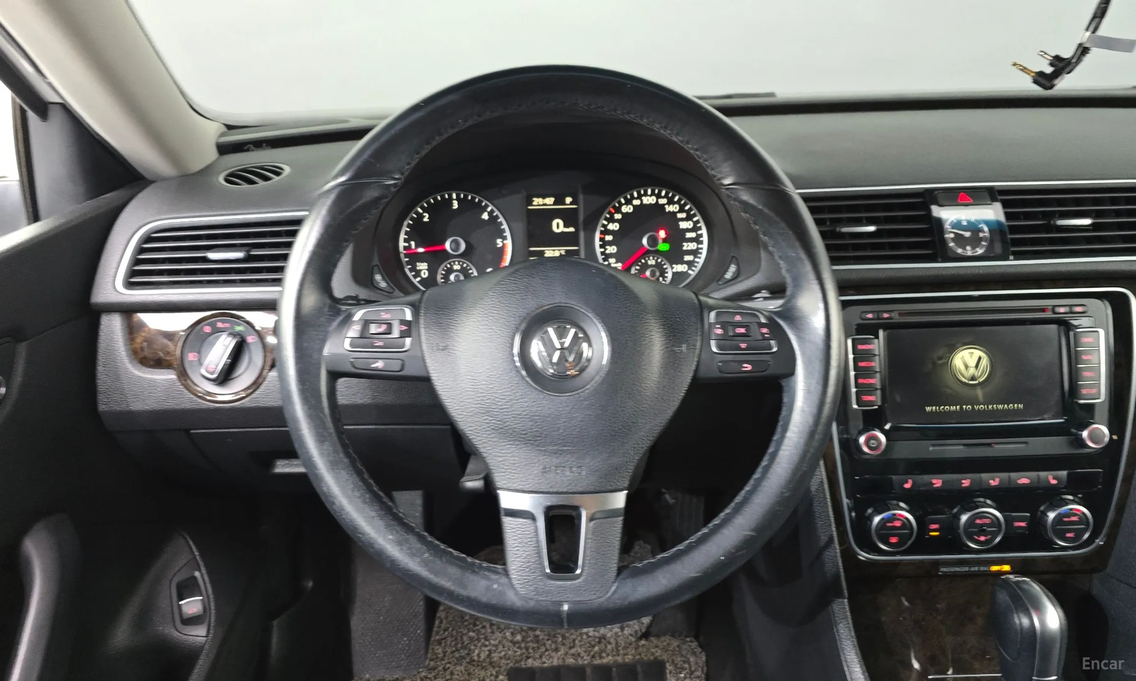 Volkswagen The New Passat превью 13