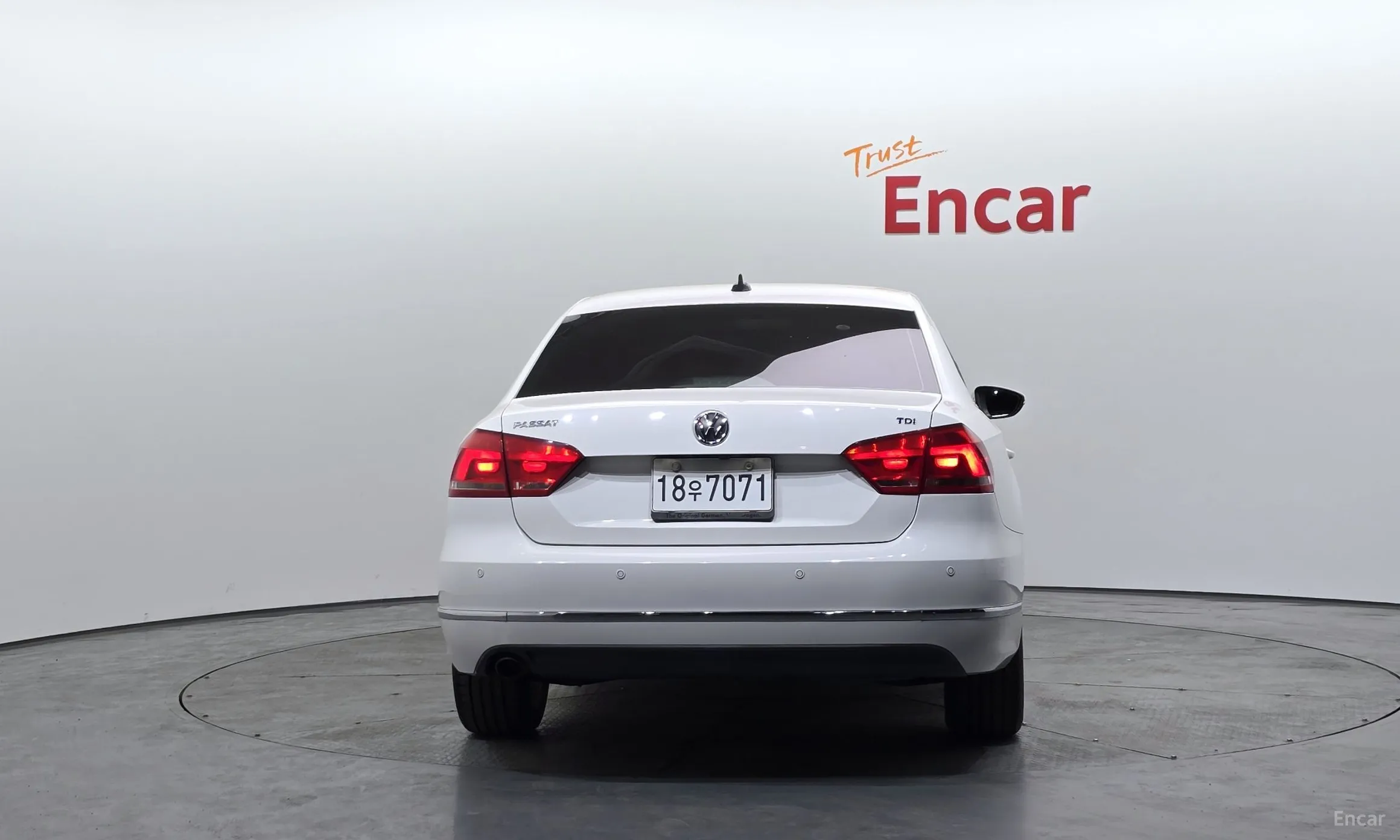Volkswagen The New Passat превью 4