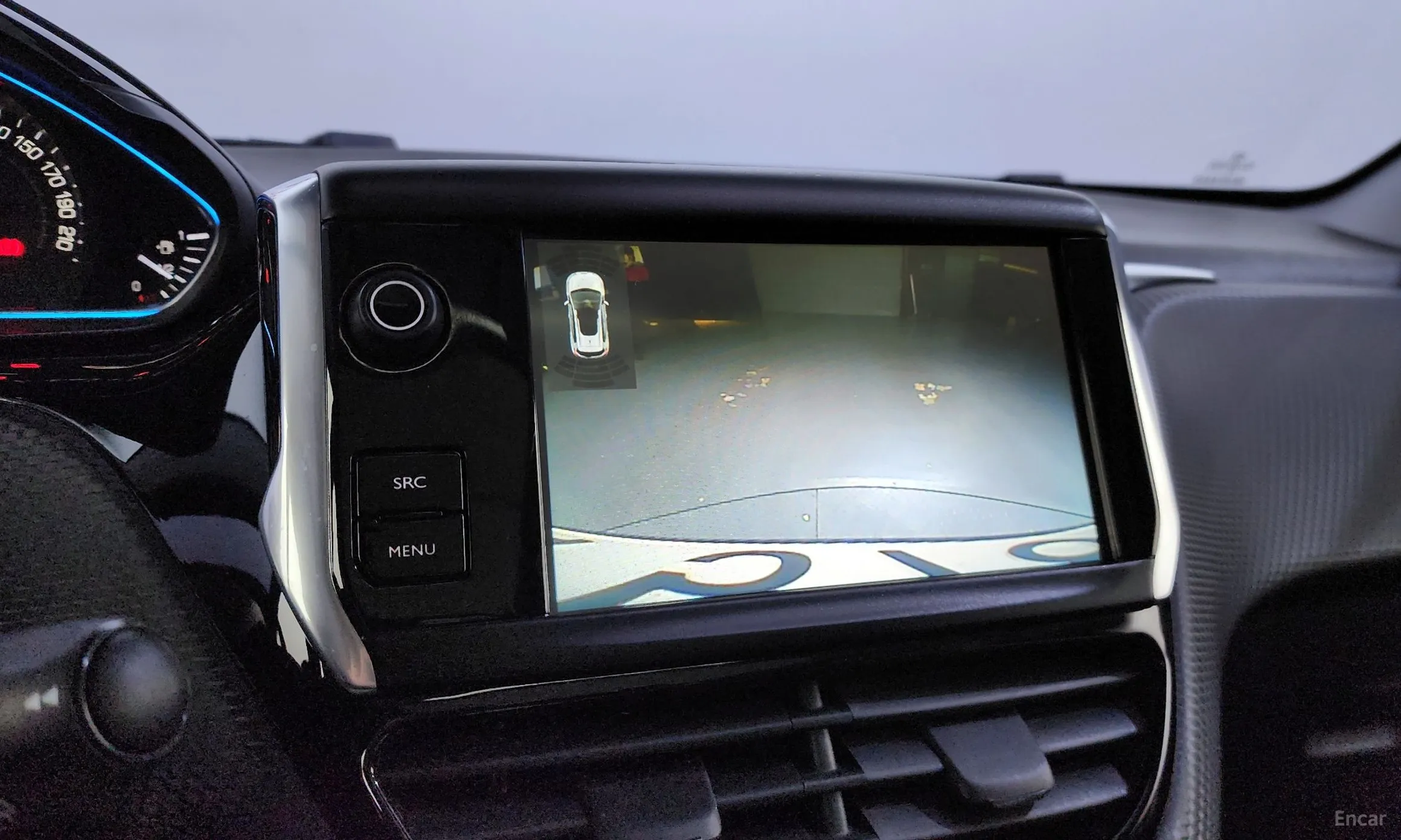 Peugeot 2008. превью 15