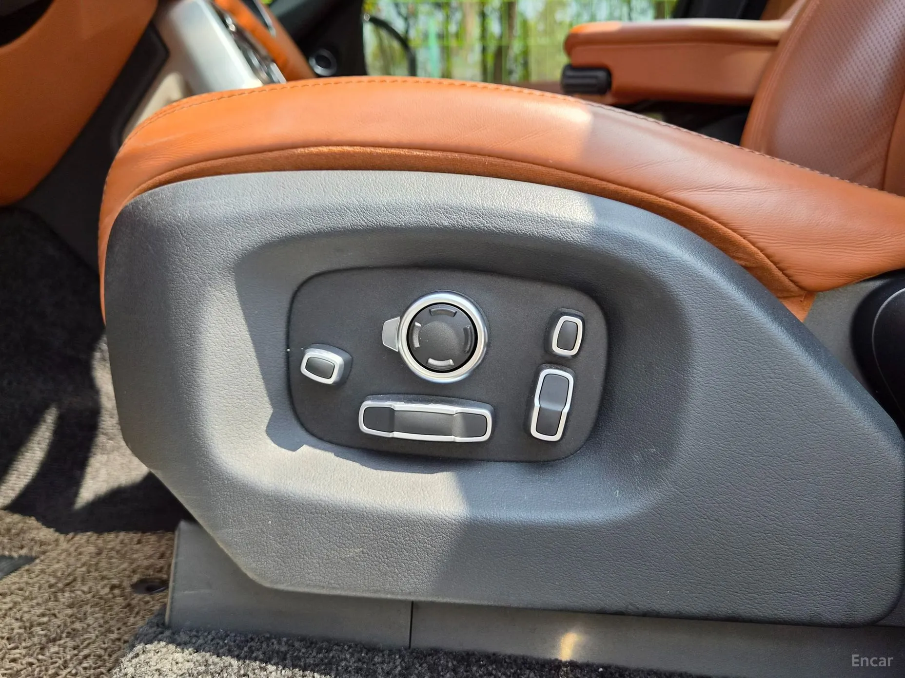 Land Rover Range Rover 4th Generation превью 16