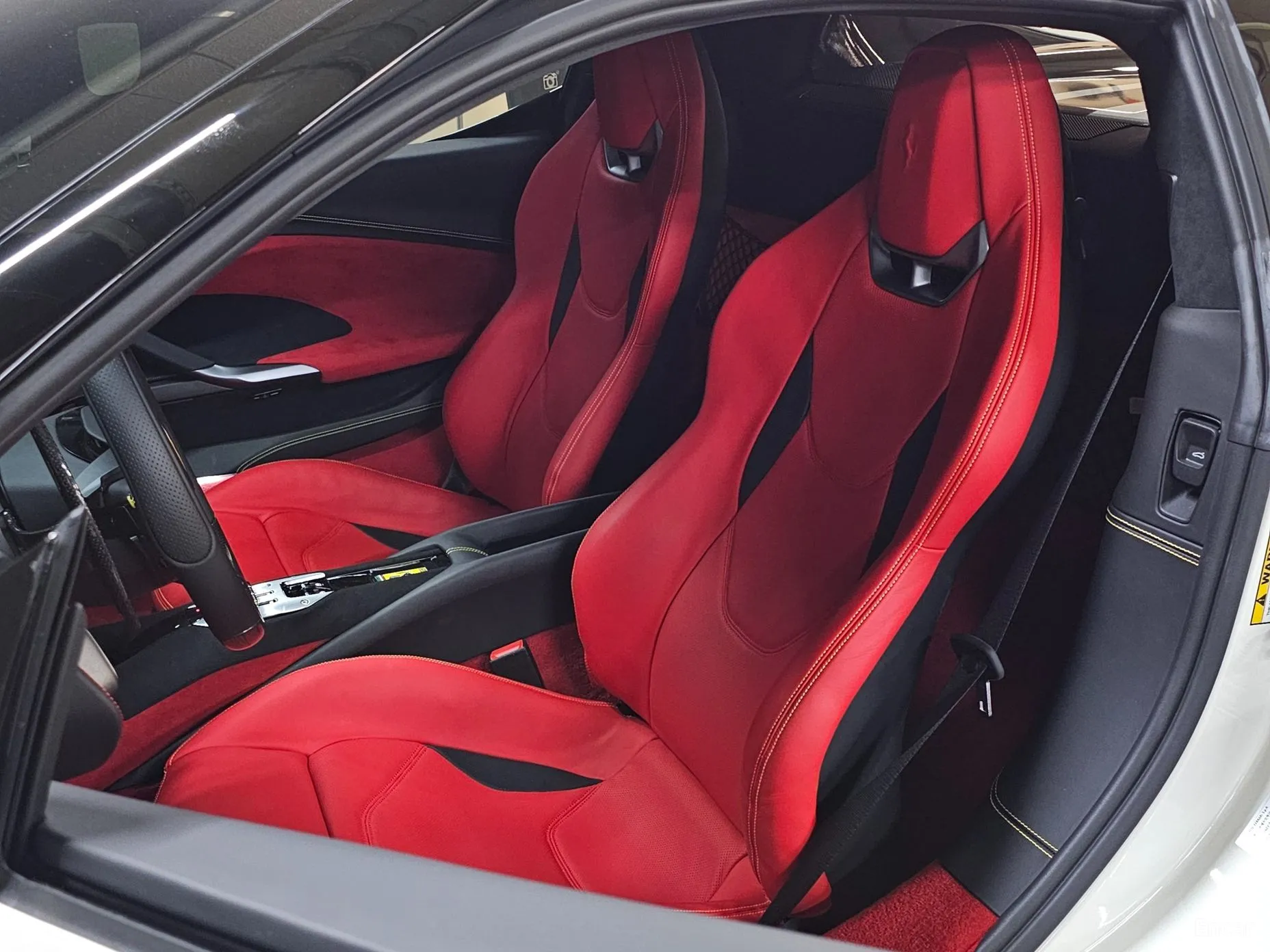 Ferrari 296 GTB превью 11