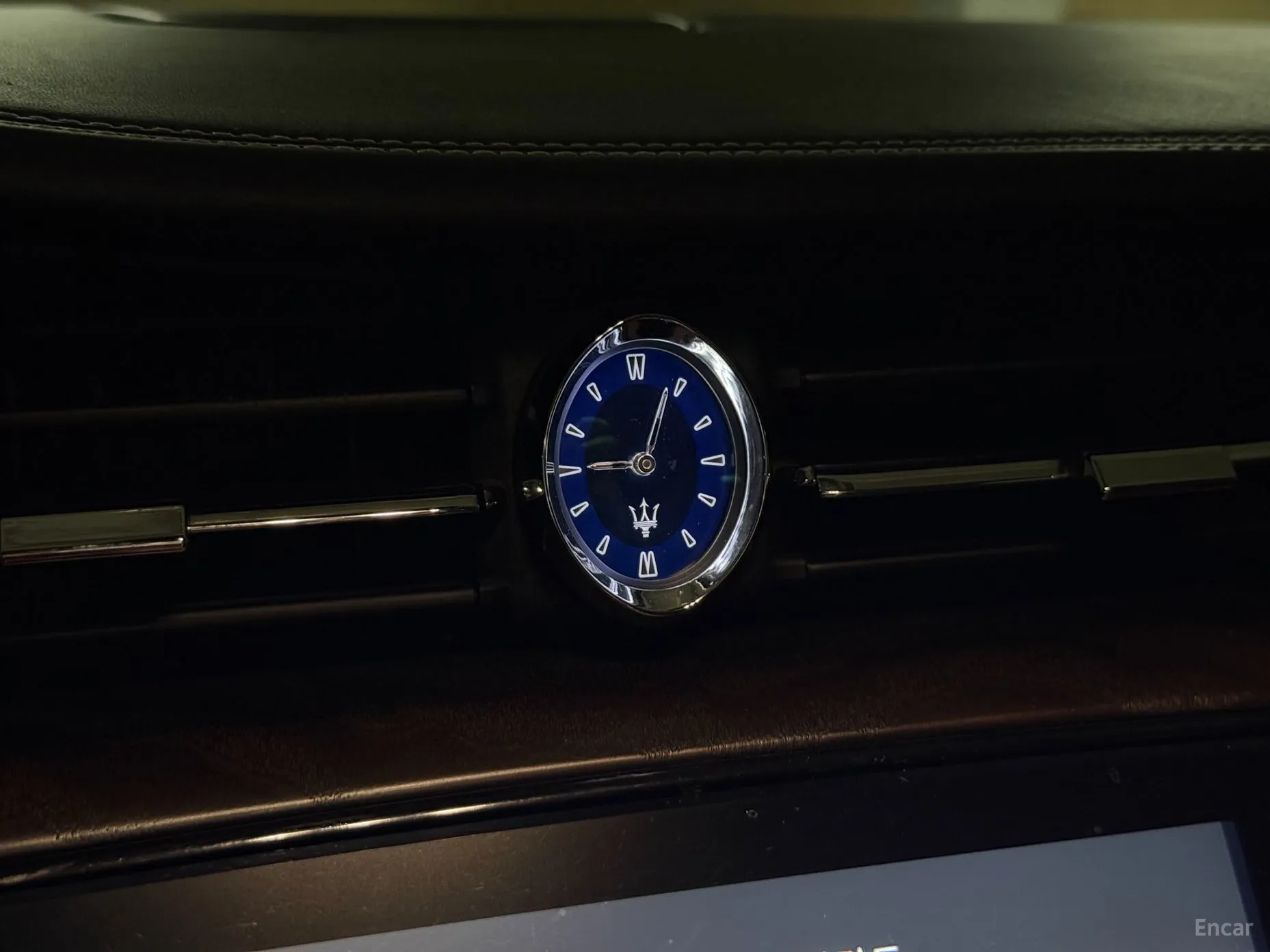 Maserati Quattroporte превью 12