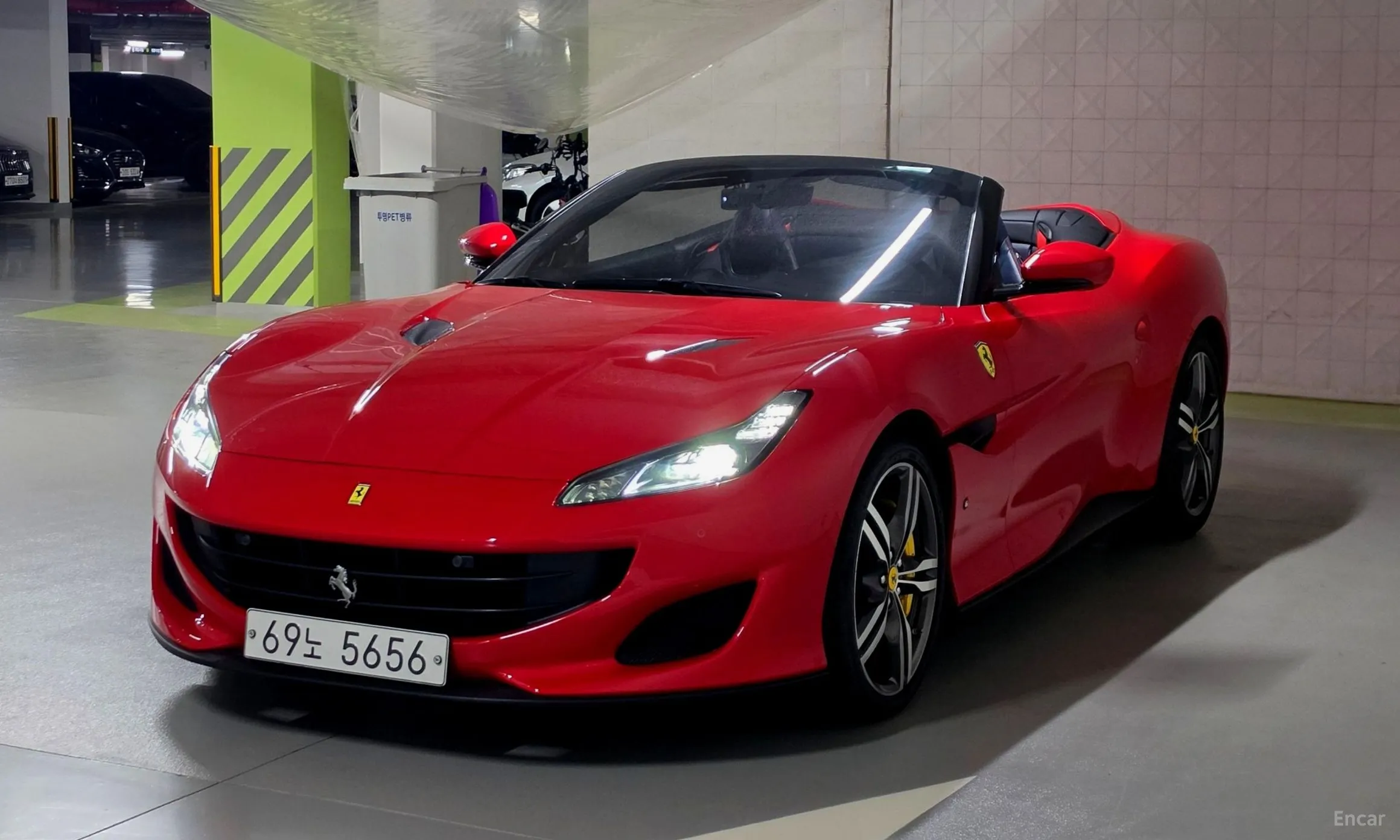 Ferrari Portofino превью 3