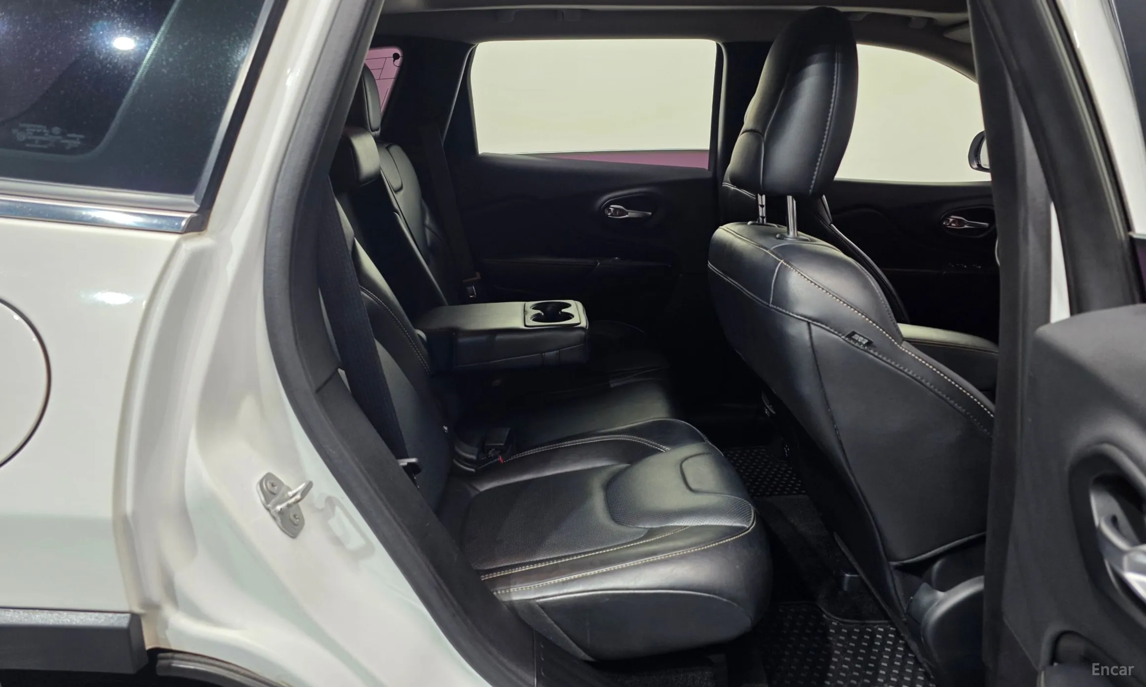 Jeep Cherokee (KL) превью 12