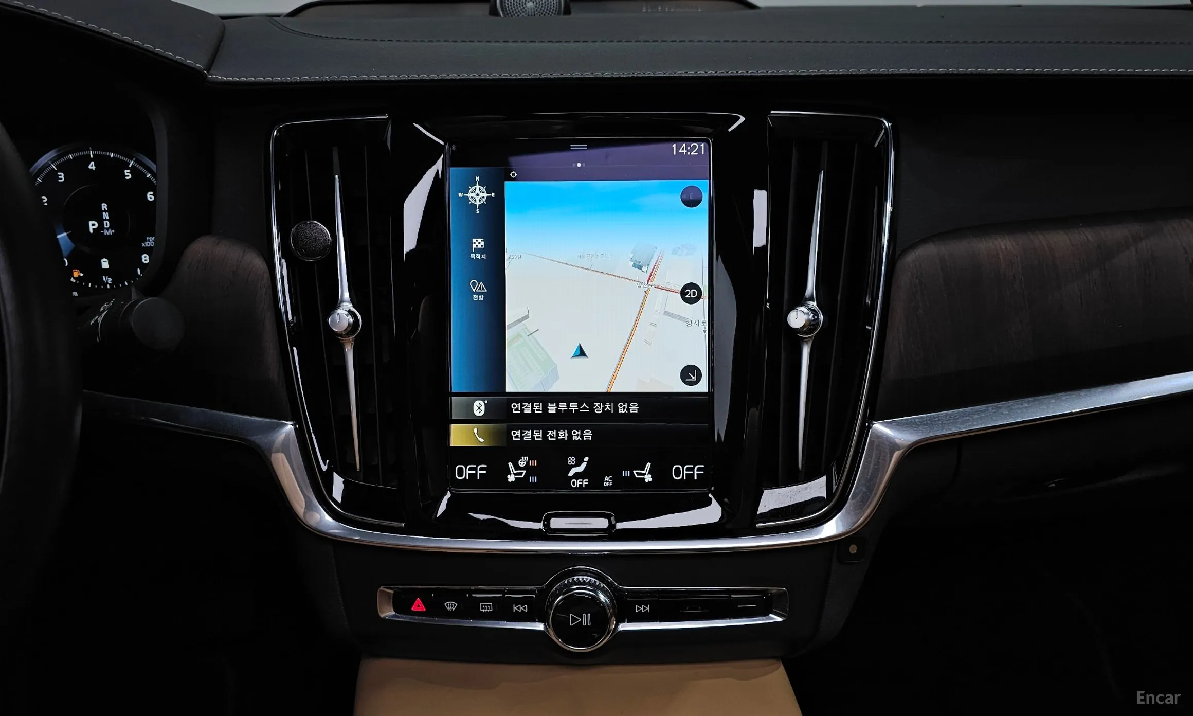 Volvo S90 превью 14