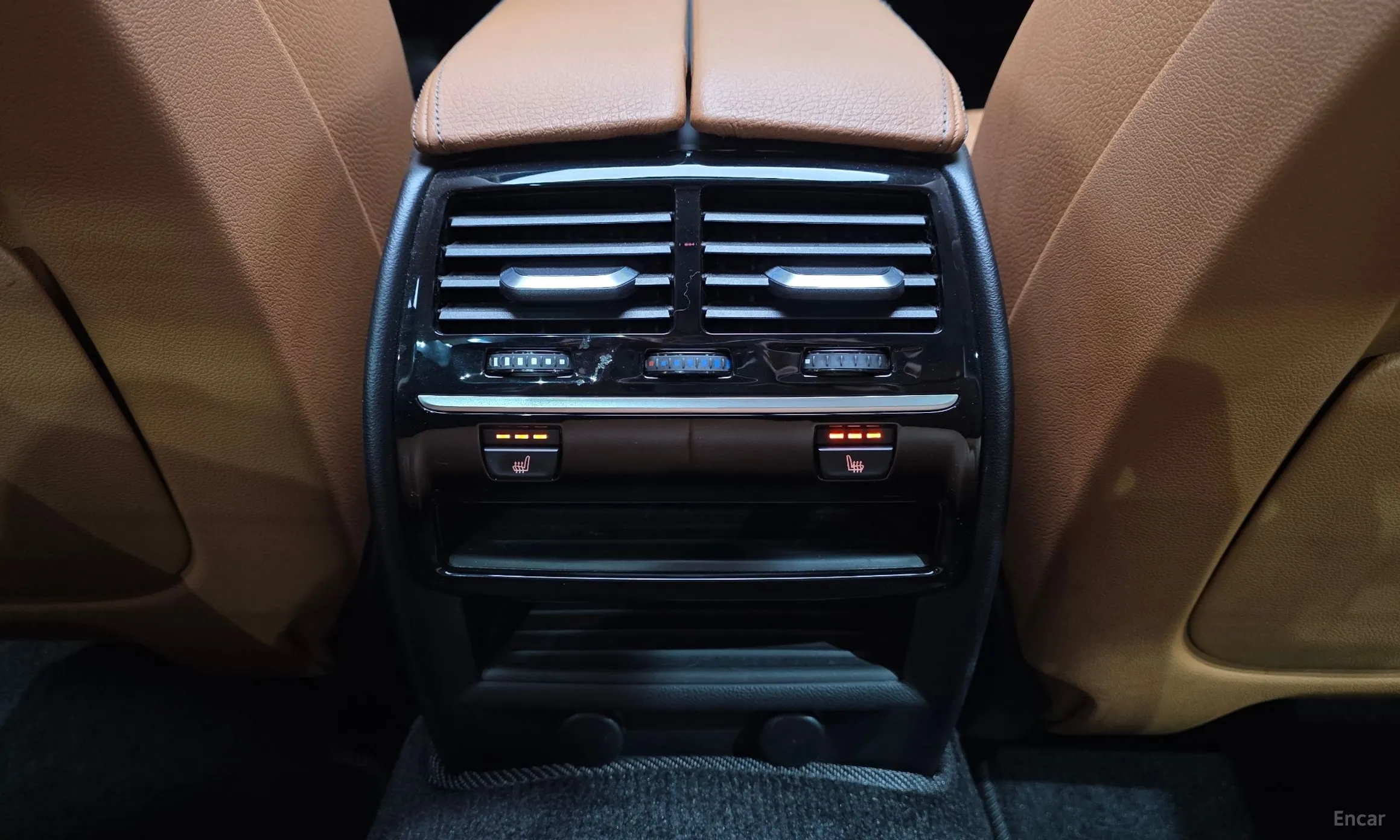 BMW 5 Series (G30) превью 18