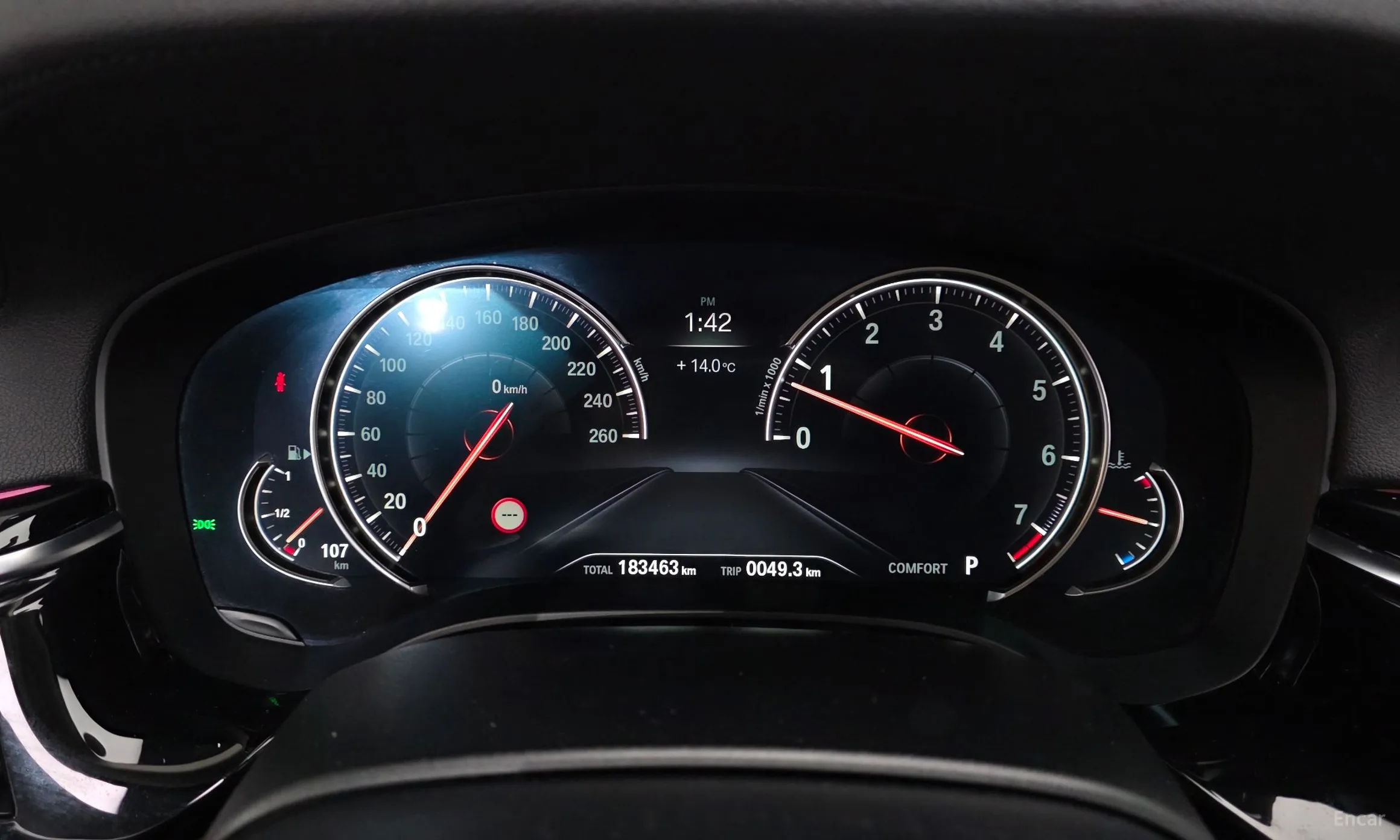 BMW 5 Series (G30) превью 8