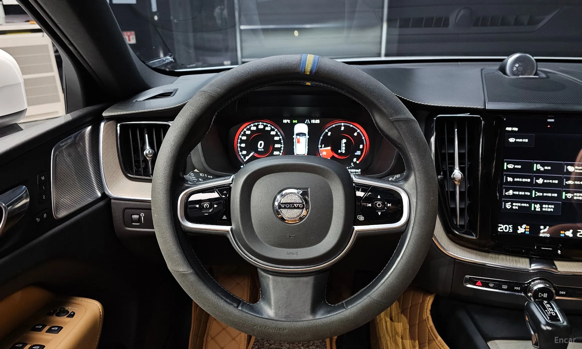 Volvo XC60 Gen 2 превью 13