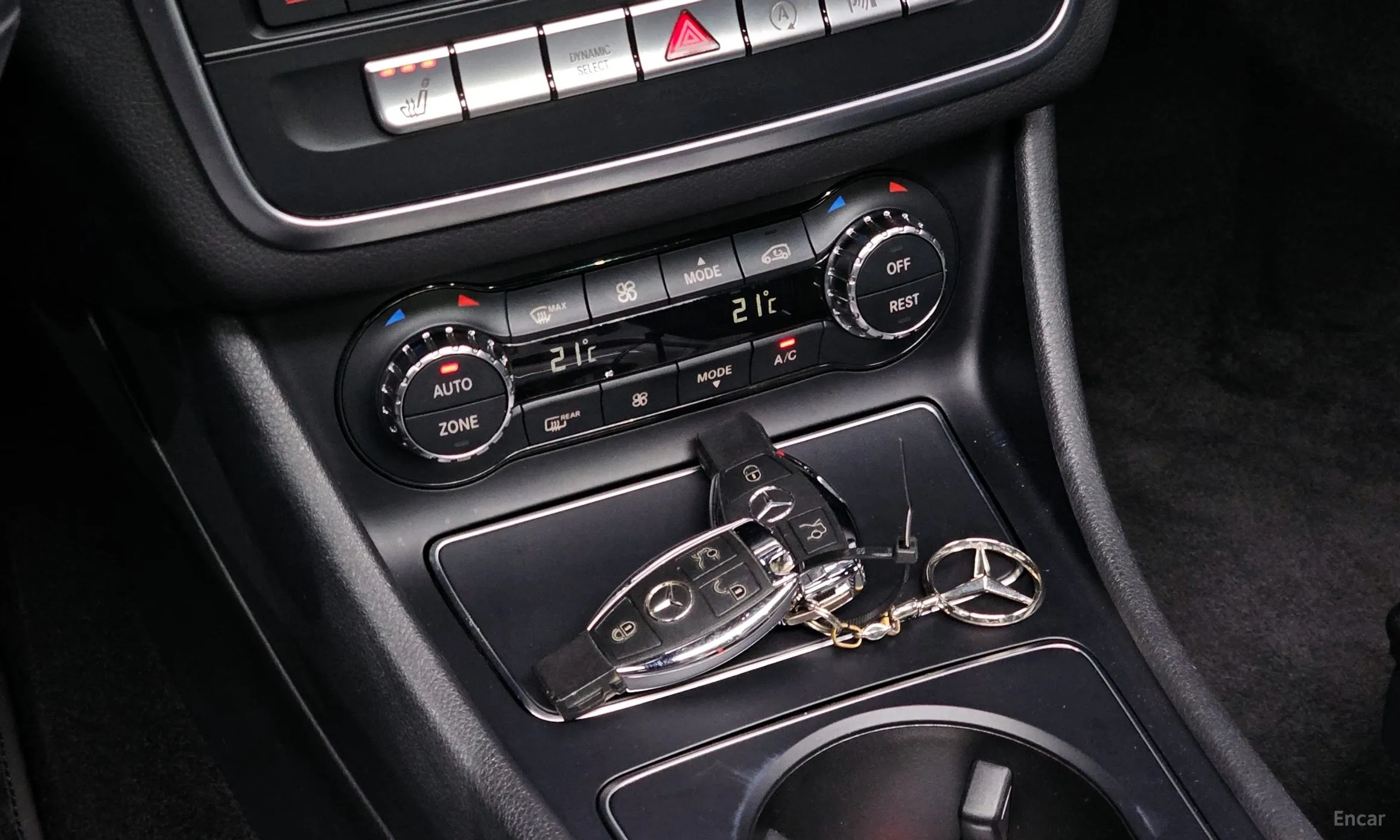 Mercedes Benz CLA-Class C117 превью 18