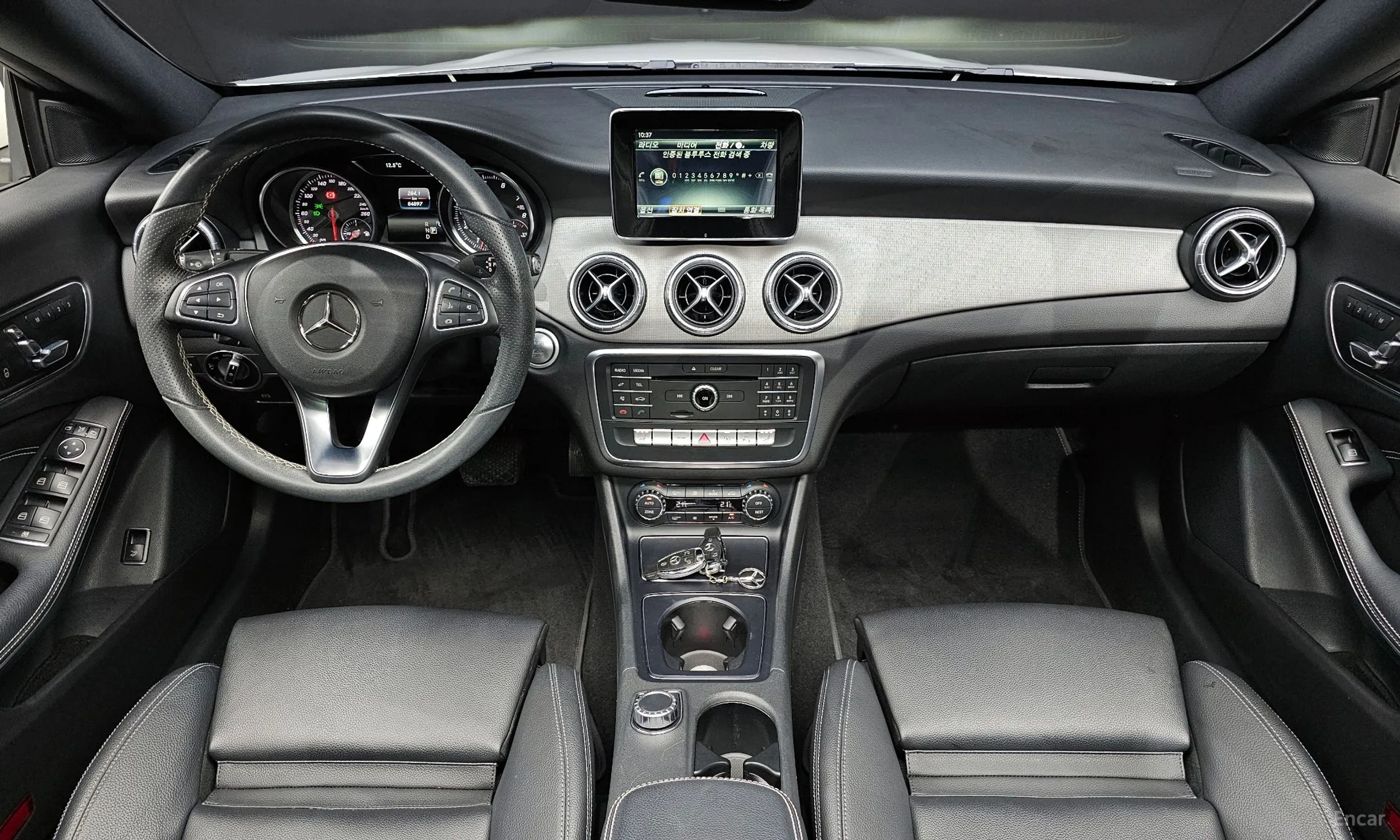 Mercedes Benz CLA-Class C117 превью 7