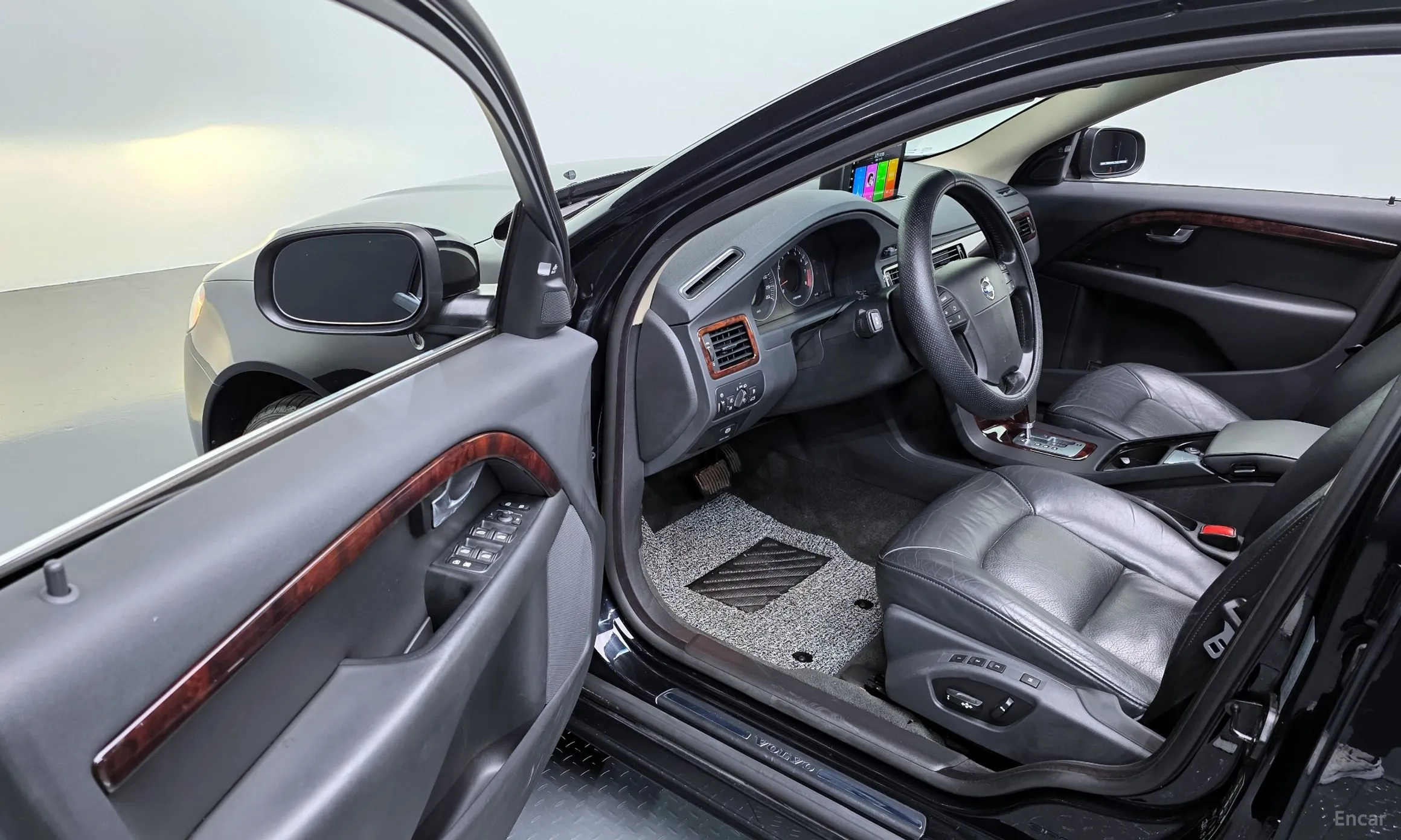 Volvo S80 превью 10