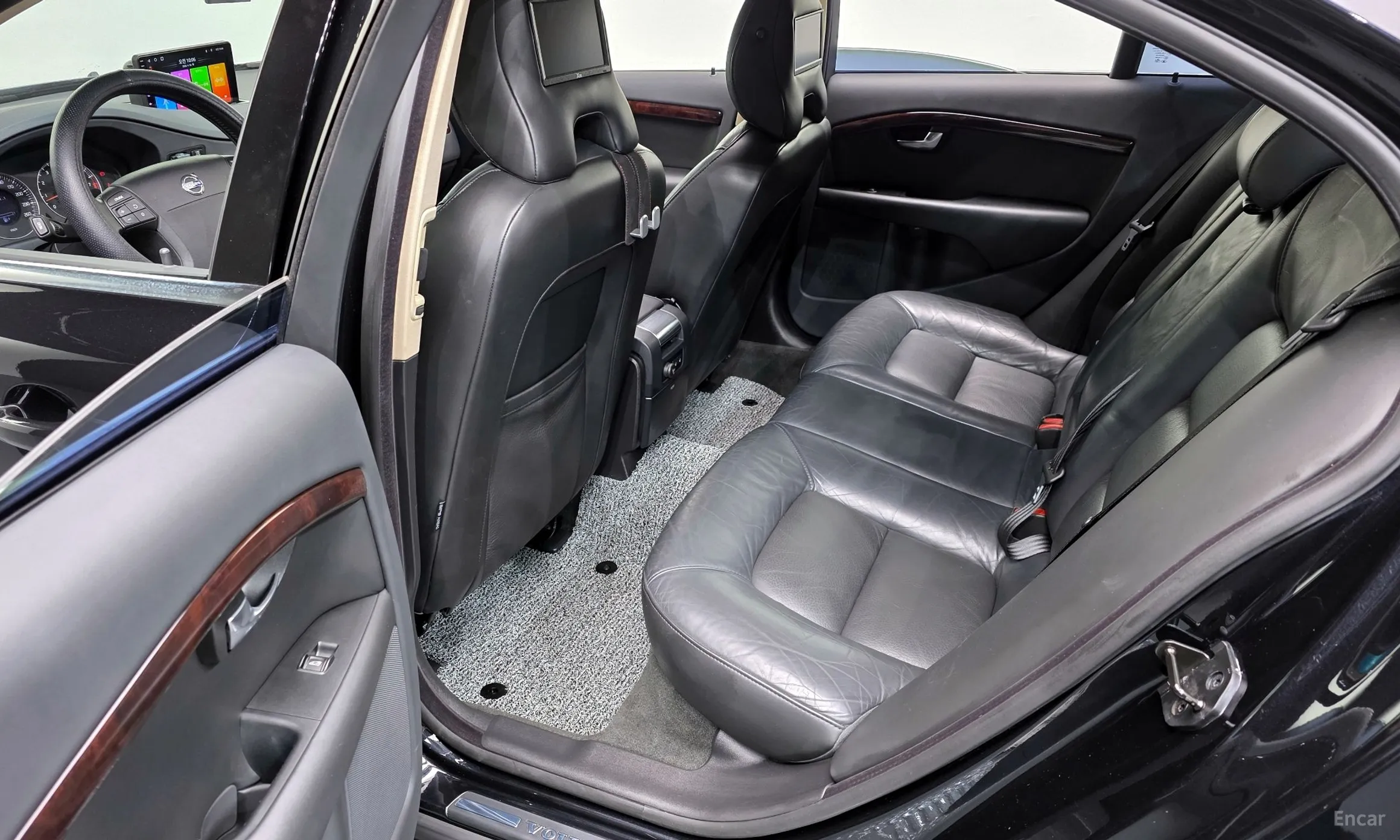 Volvo S80 превью 12