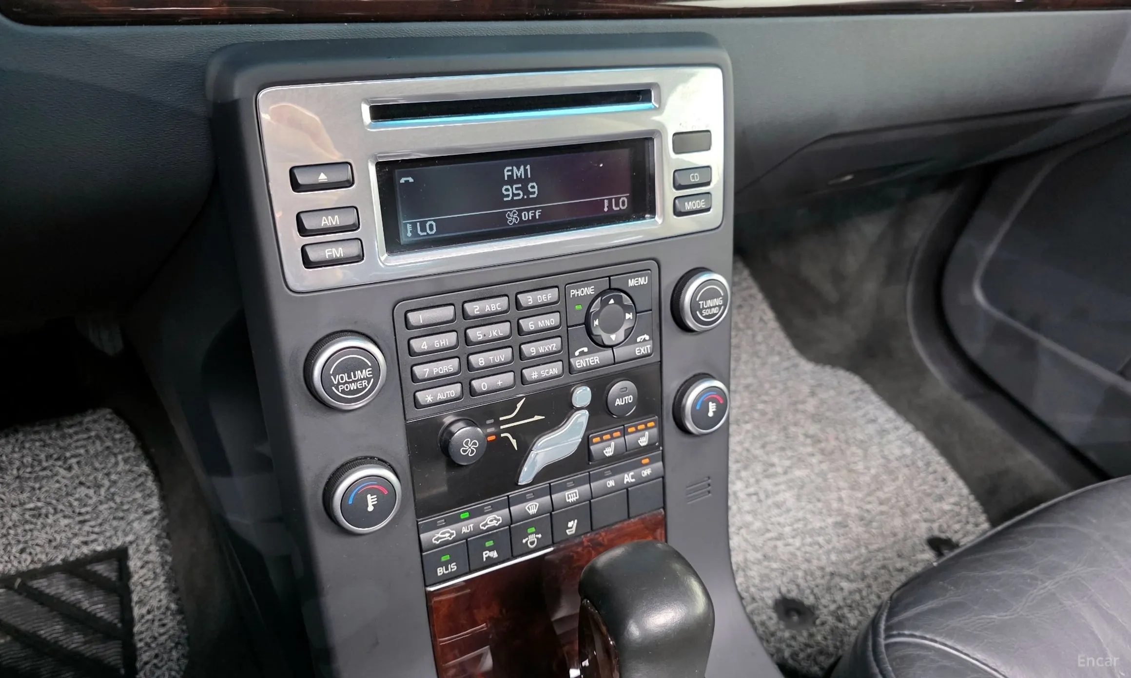 Volvo S80 превью 15