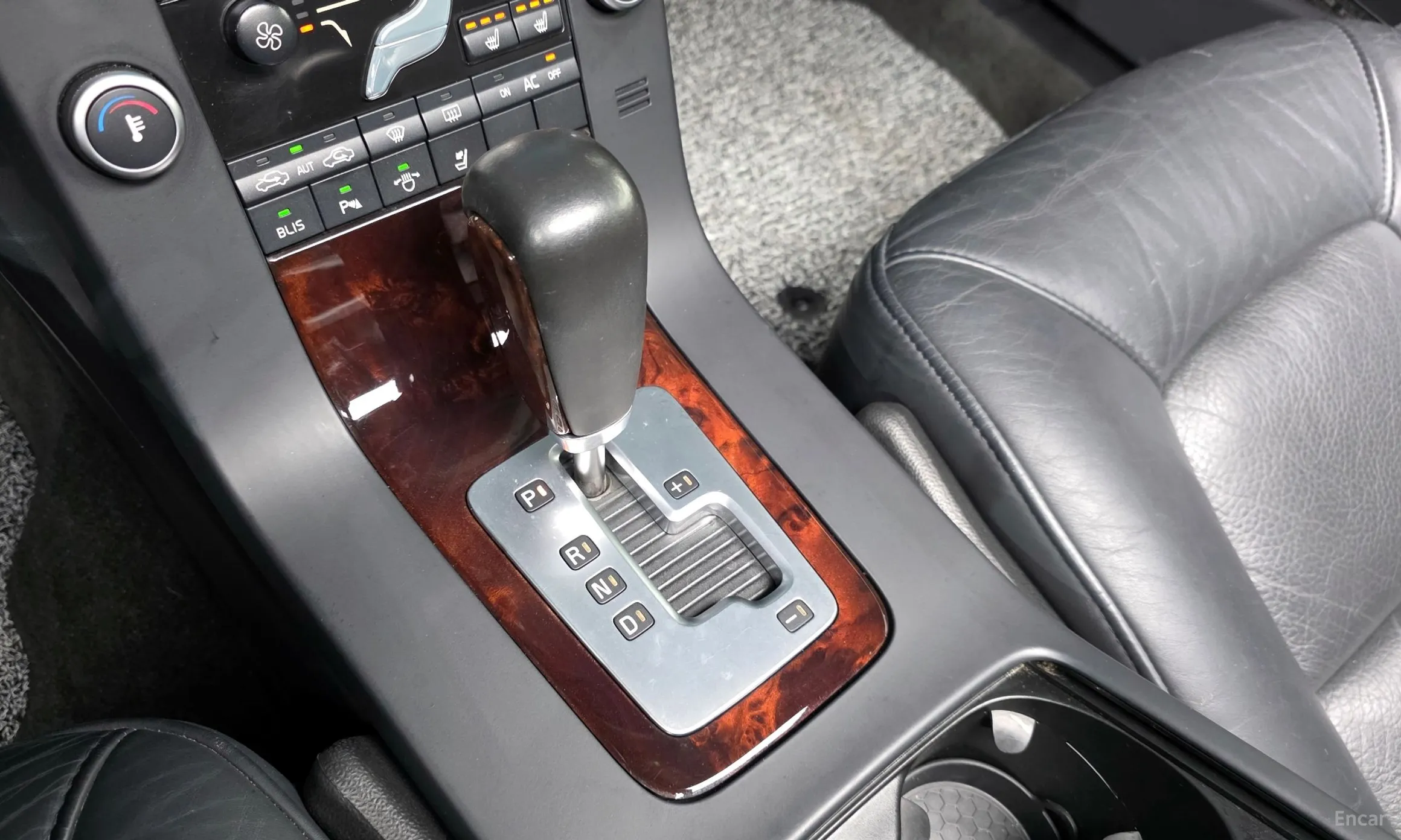 Volvo S80 превью 9