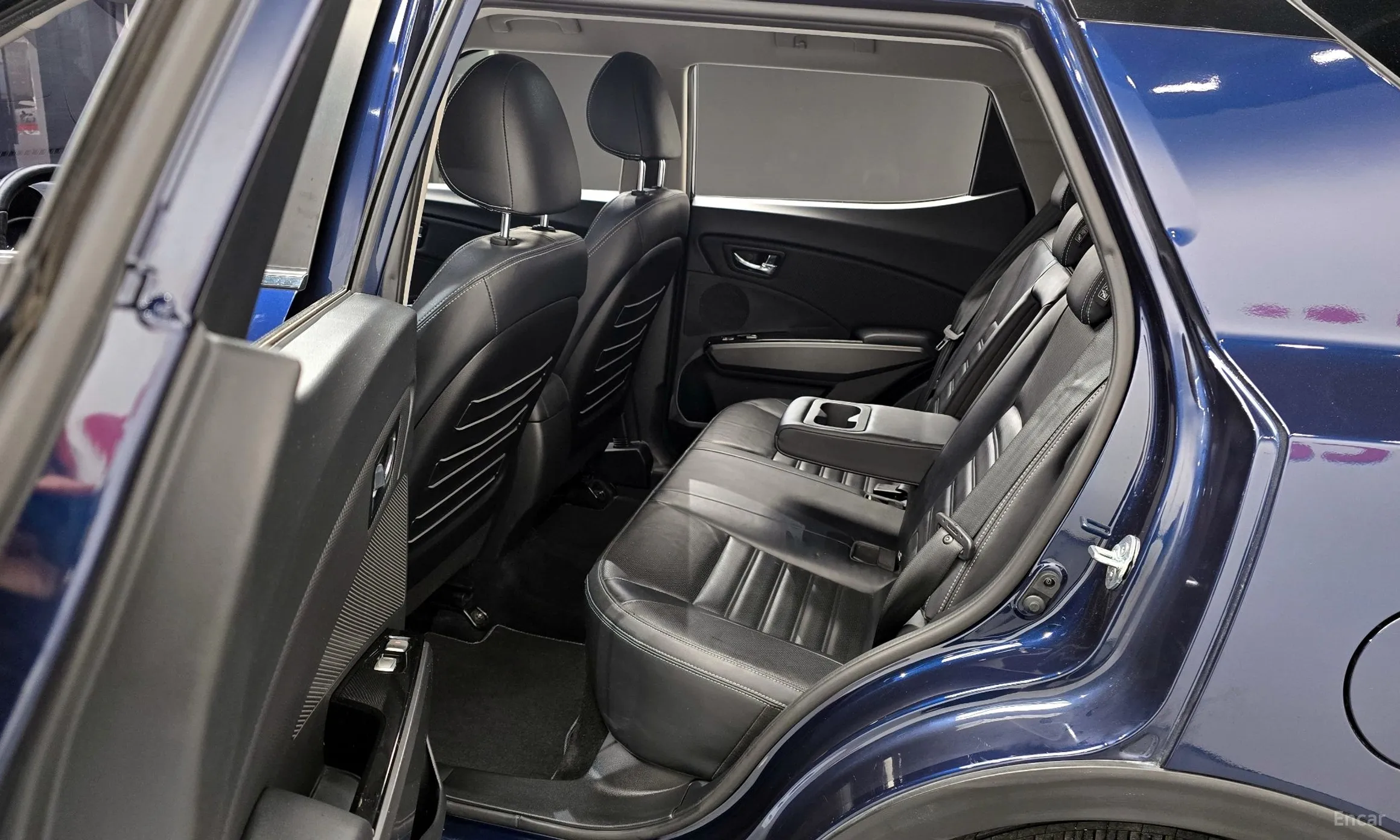 KG Mobility (SsangYong) Tivoli Air превью 12