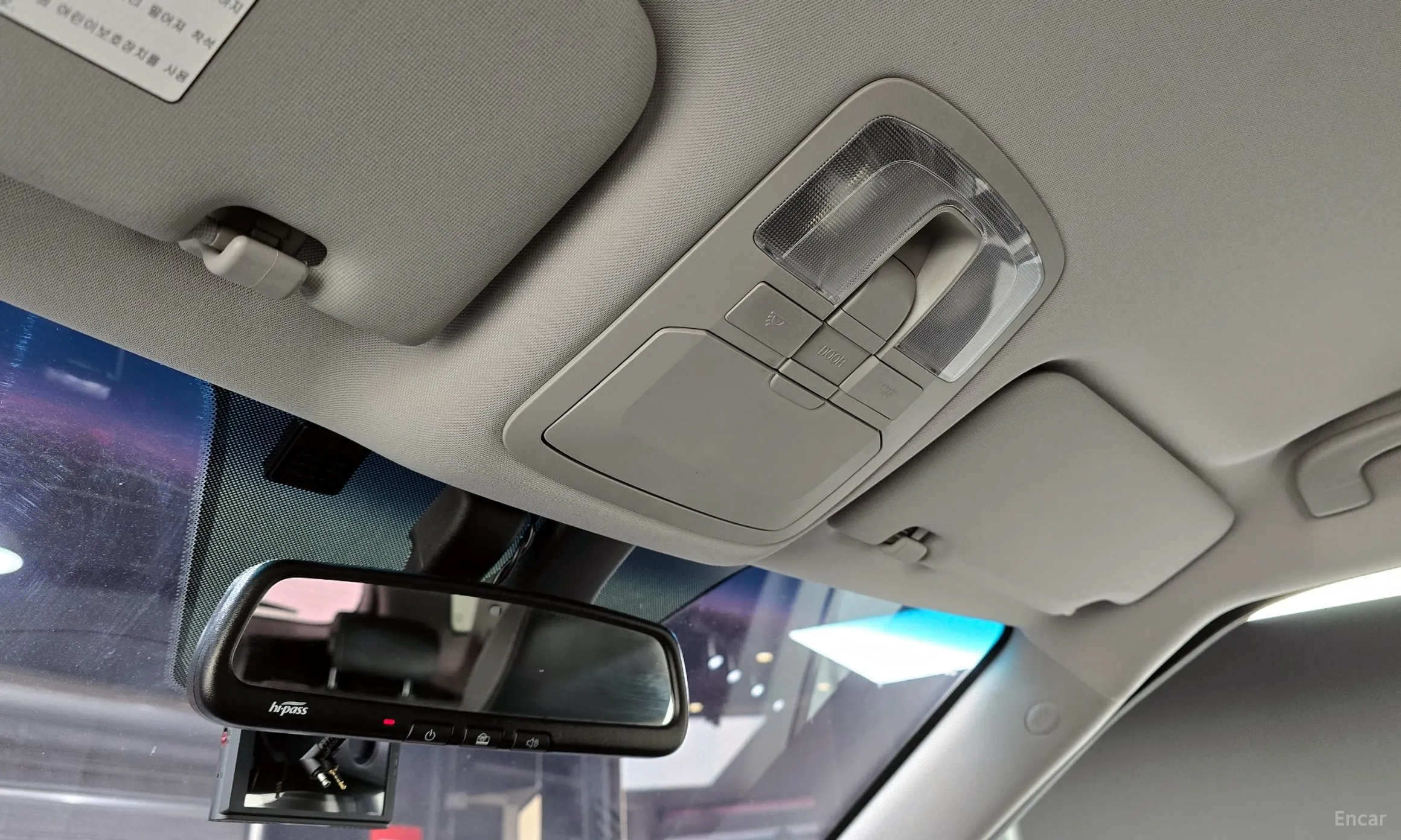 KG Mobility (SsangYong) Tivoli Air превью 19