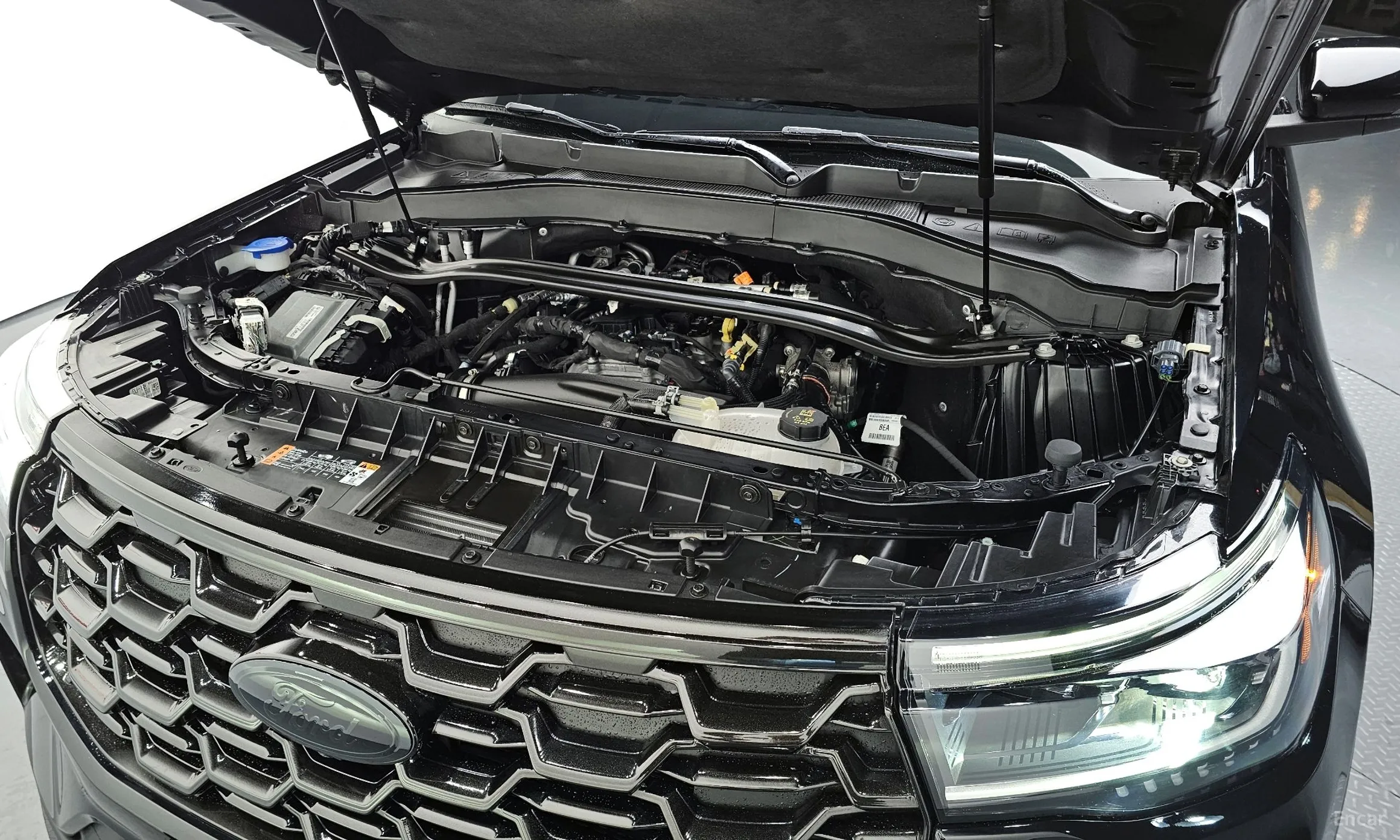 Ford Explorer 6th Generation превью 6