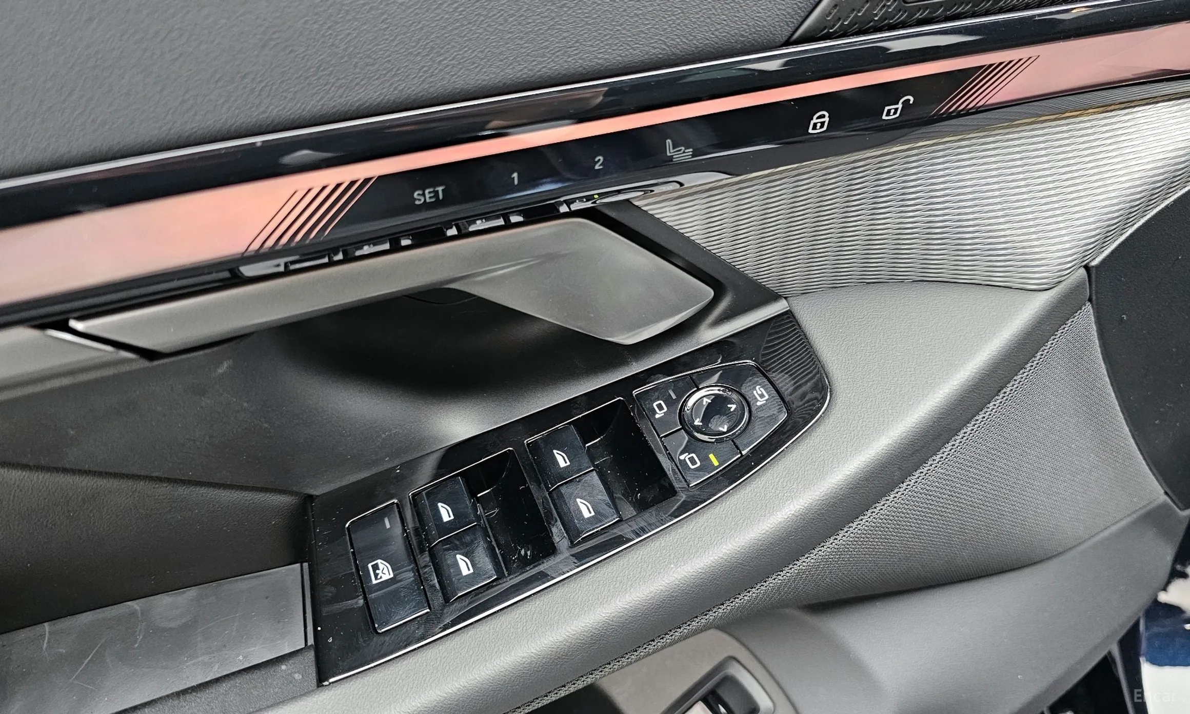 BMW 5 Series (G60) превью 14