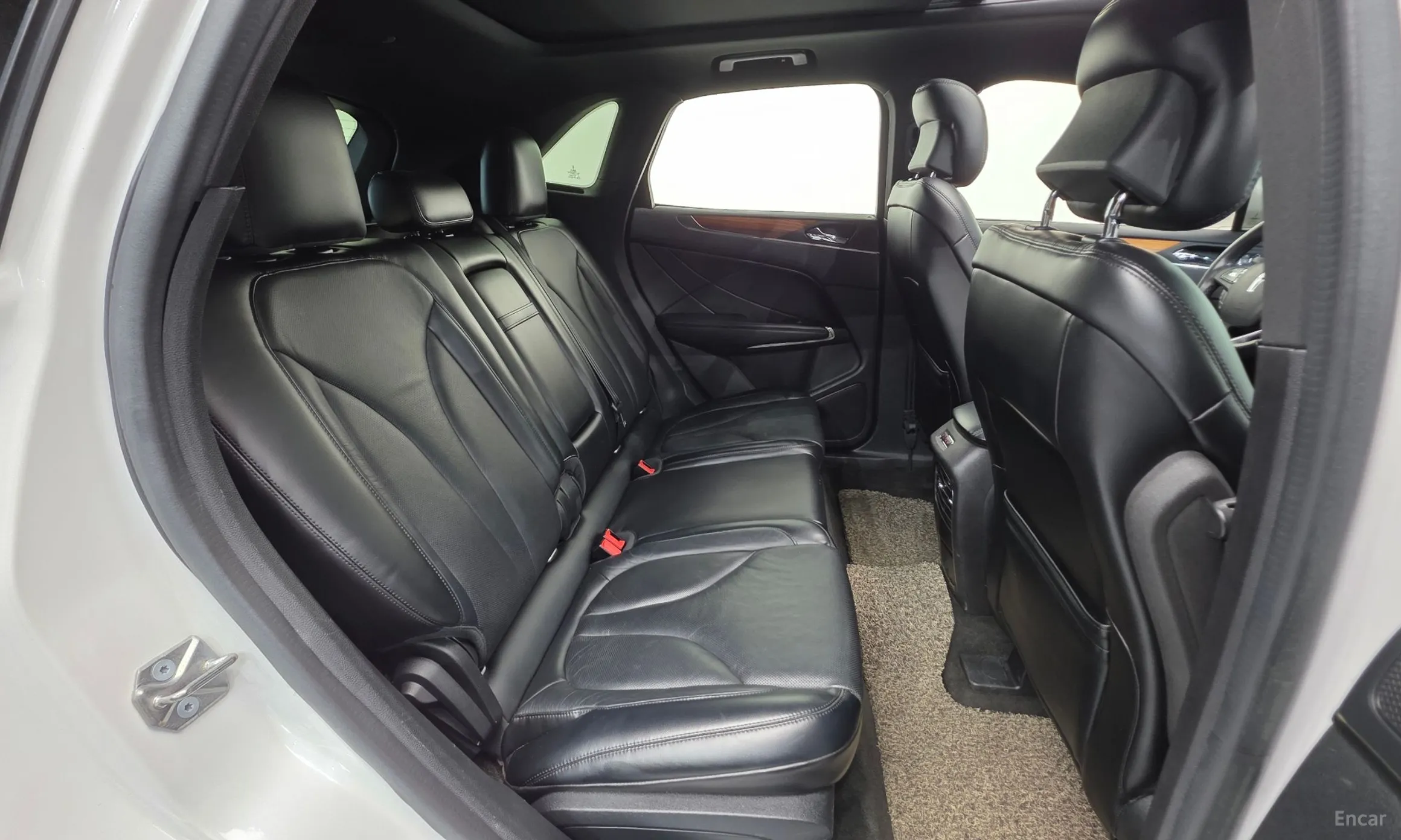 Lincoln MKC превью 19