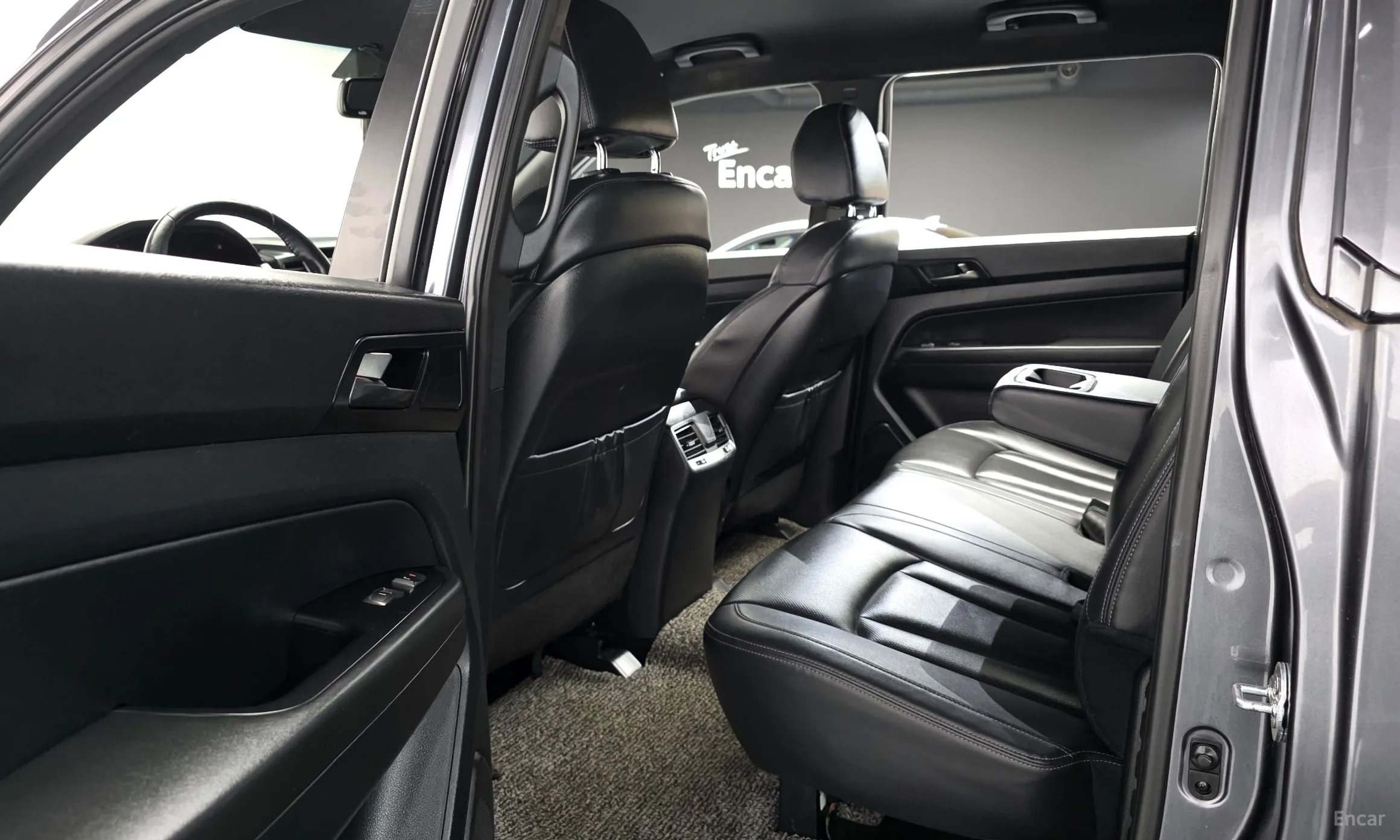 KG Mobility (SsangYong) Rexton Sports превью 11