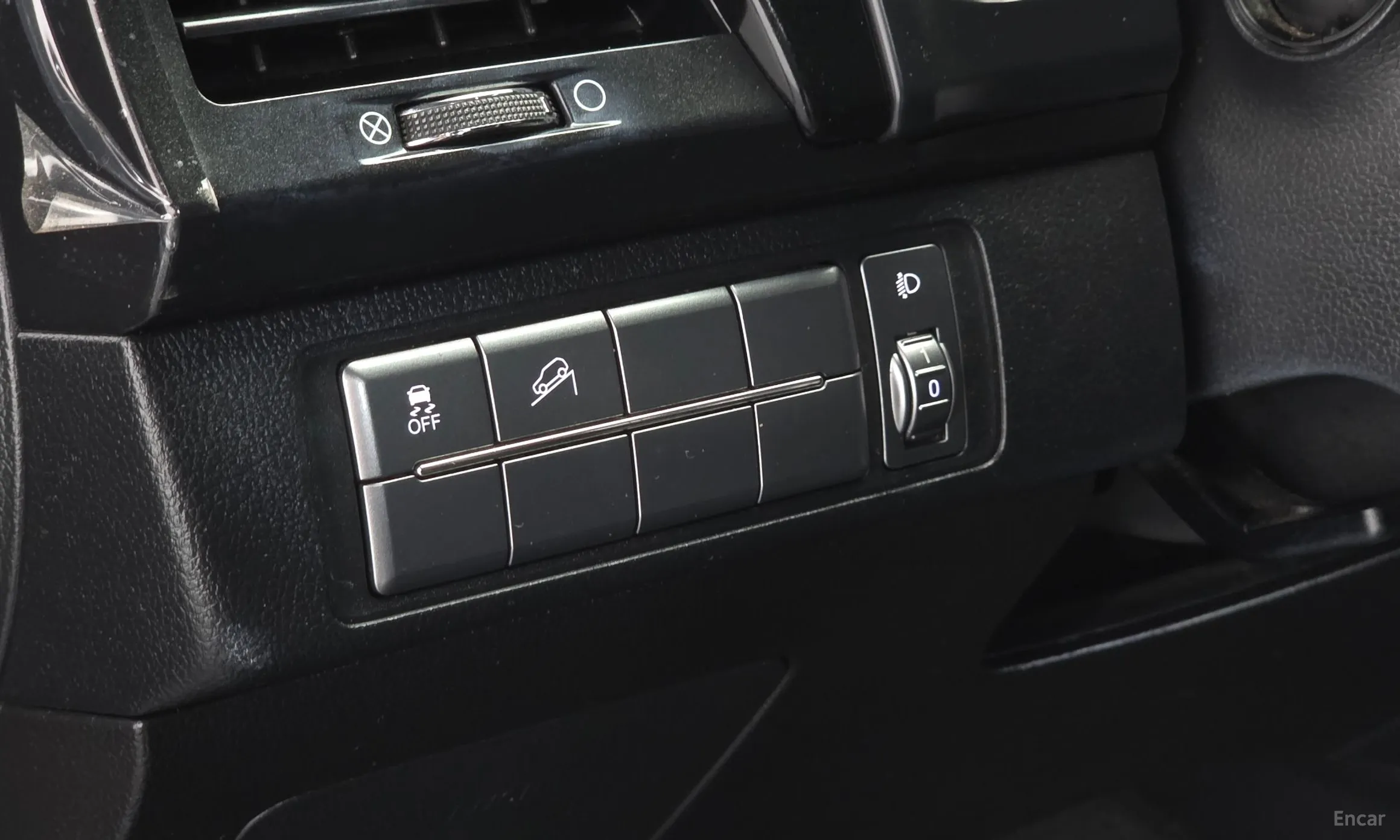 KG Mobility (SsangYong) Rexton Sports превью 15